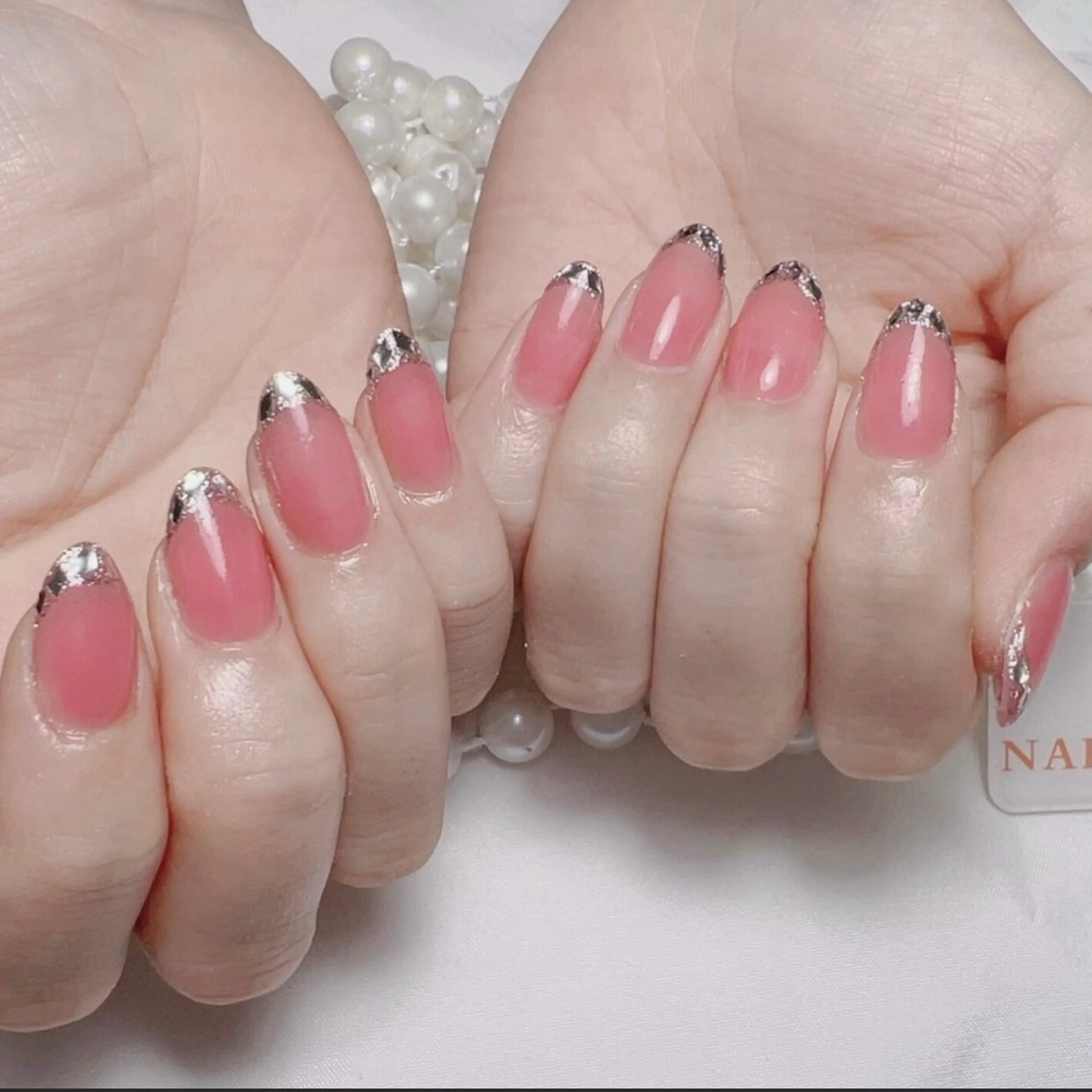 ネイル アートネイル フレンチネイル ジェルネイル グラデーション 韓国ネイル ハンドネイル さくら💮💮 【オフ無料】のネイルデザイン