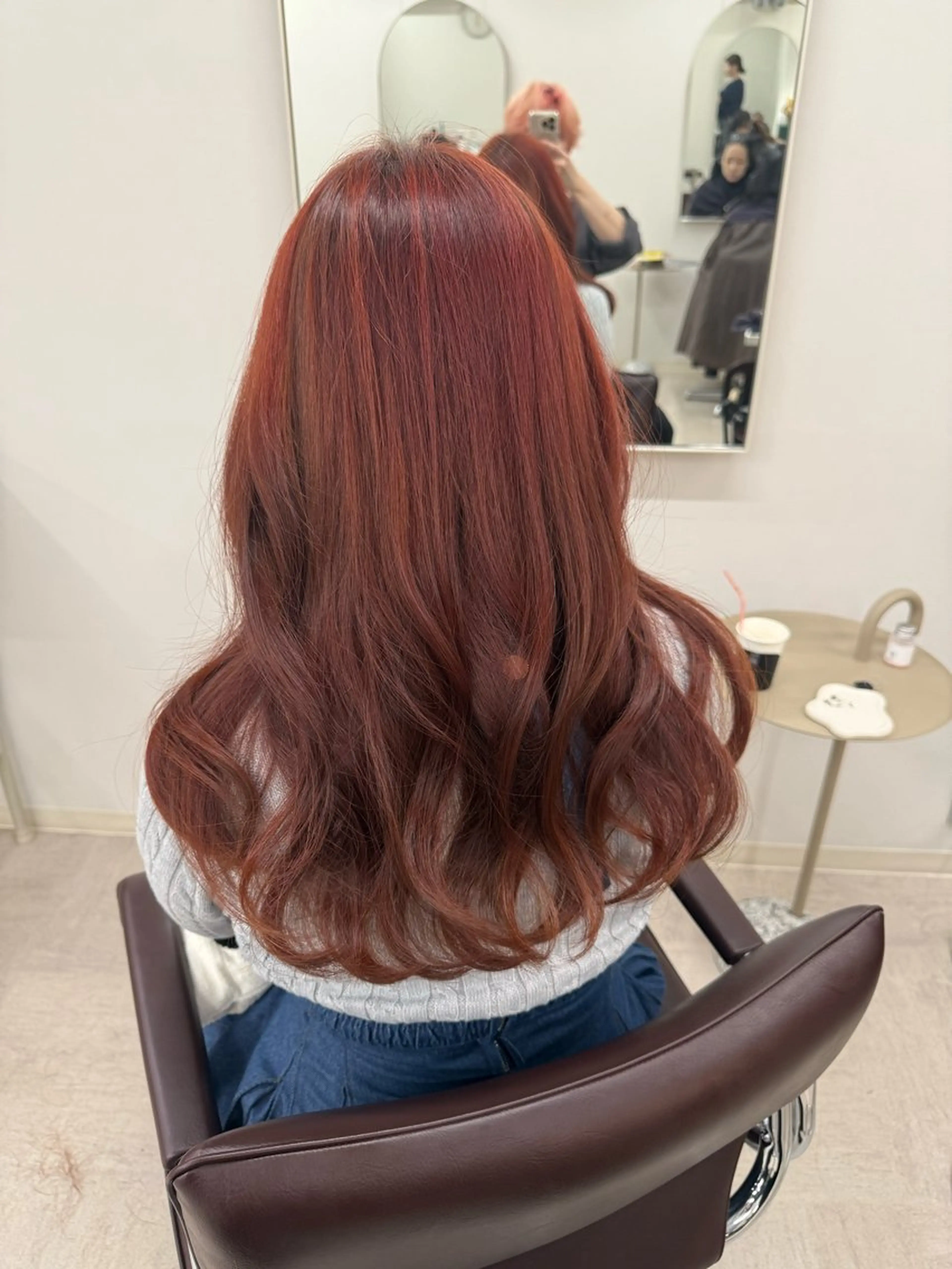 カラー WATARU/ 韓国風巻き髪のヘアスタイル