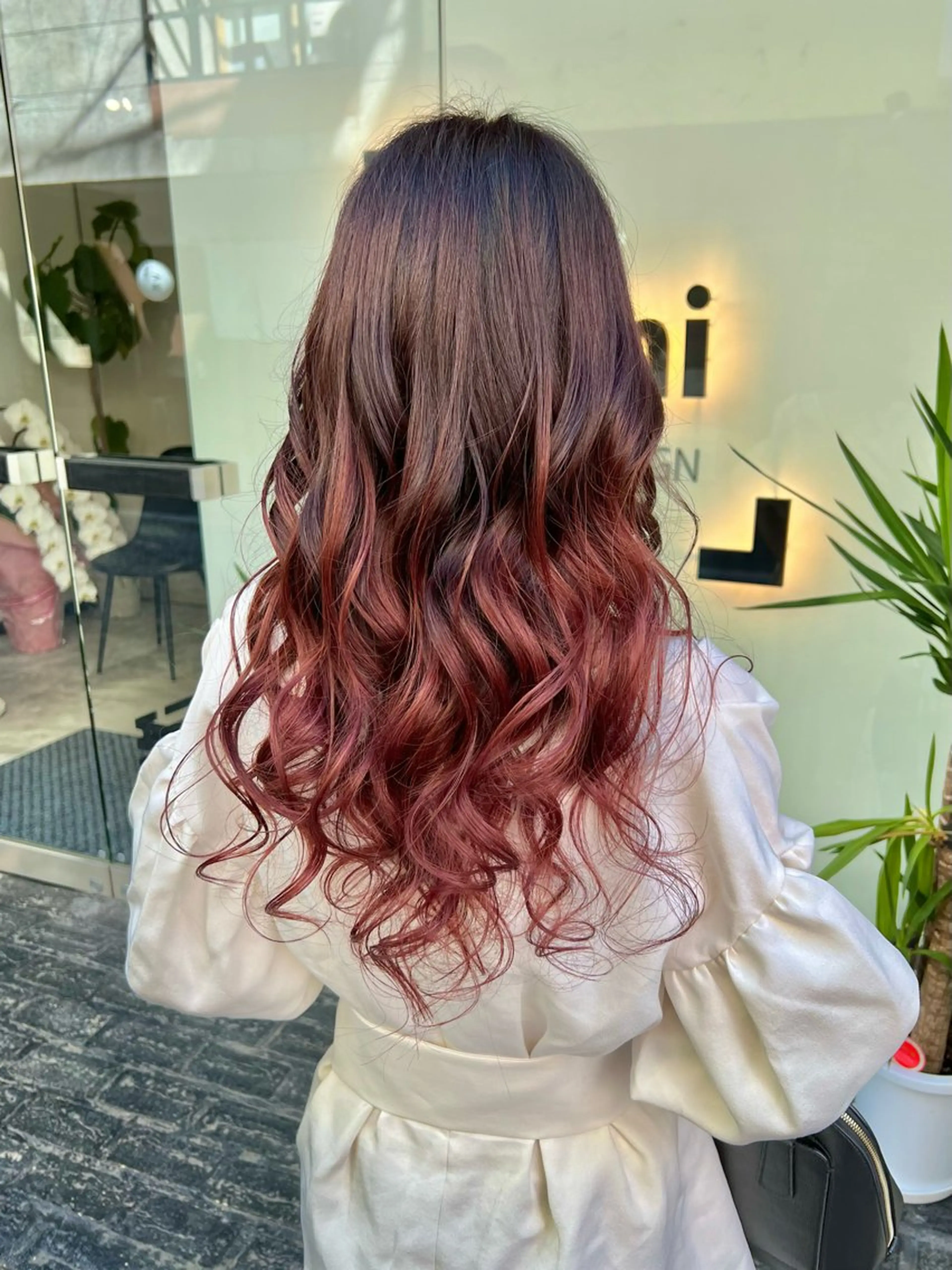 ロング カラー ヘアアレンジ ブリーチ グラデーションカラー 「sumi」Hair  Design所属・「sumi」 AMIのヘアスタイル