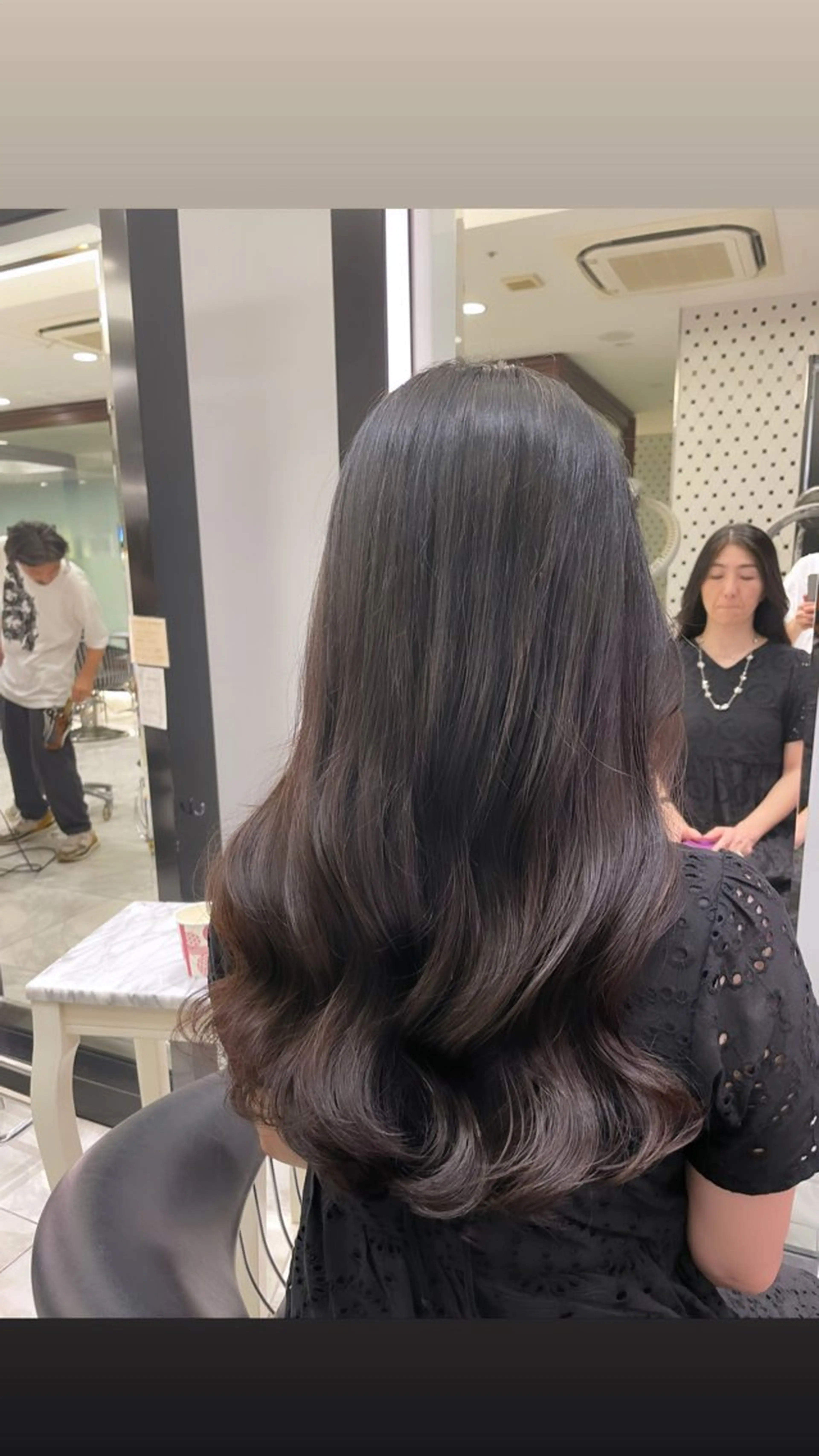 ロング パーマ カット パーマ コテ巻きパーマ 藤野佑成のヘアスタイル