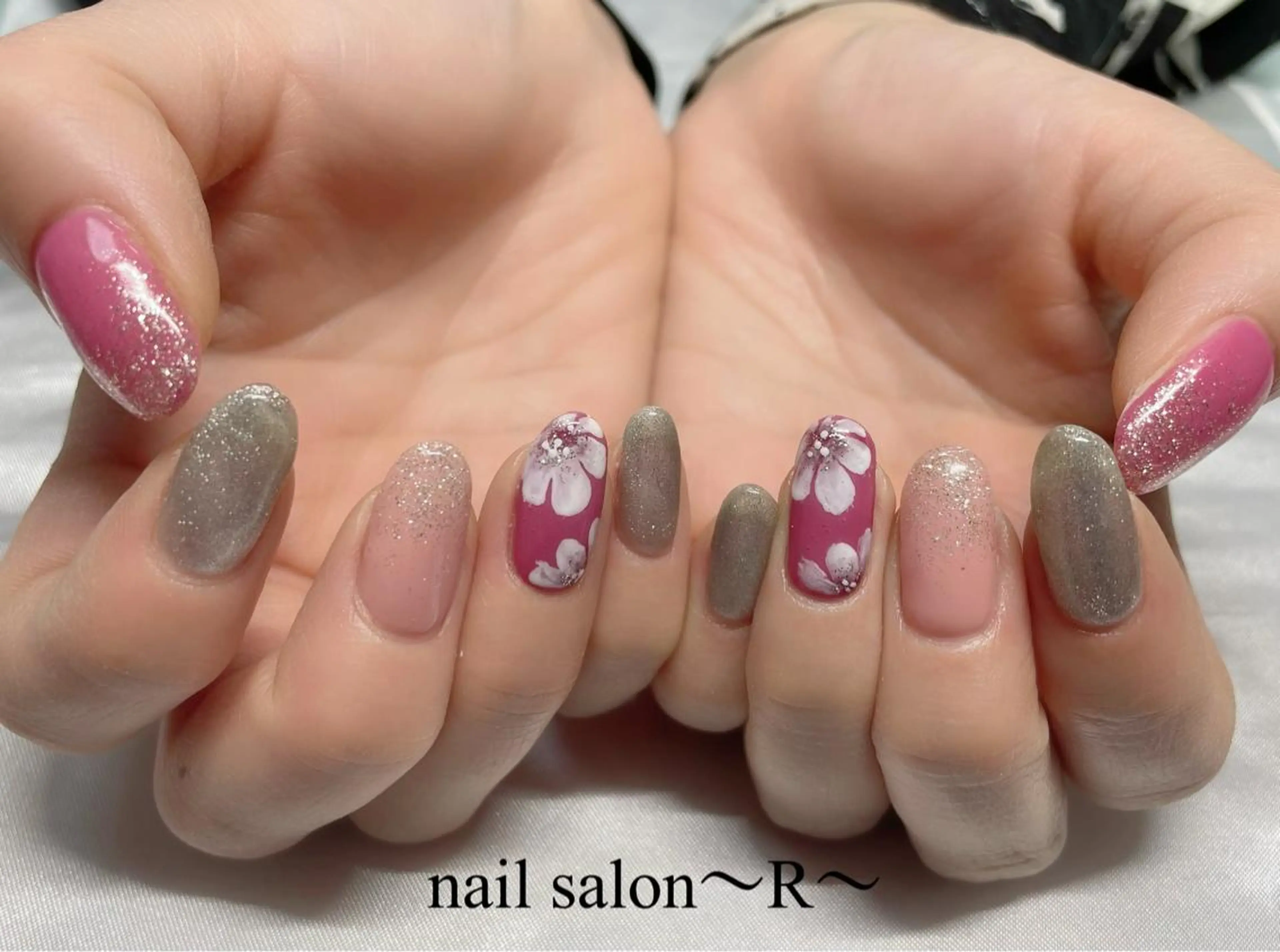 ネイル ハンドネイル 〜 R〜 プライベートサロンのネイルデザイン