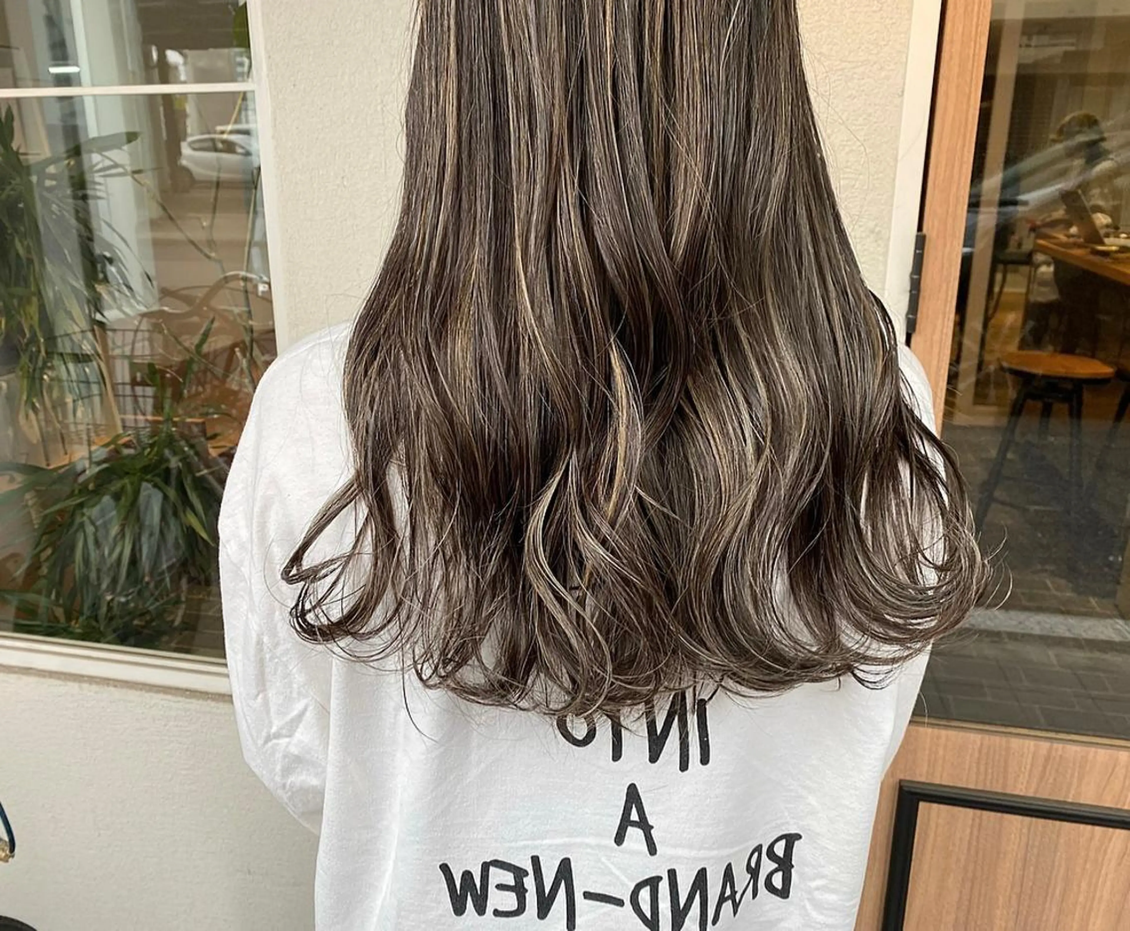 ロング ヘアカラー たなか もえなのヘアスタイル