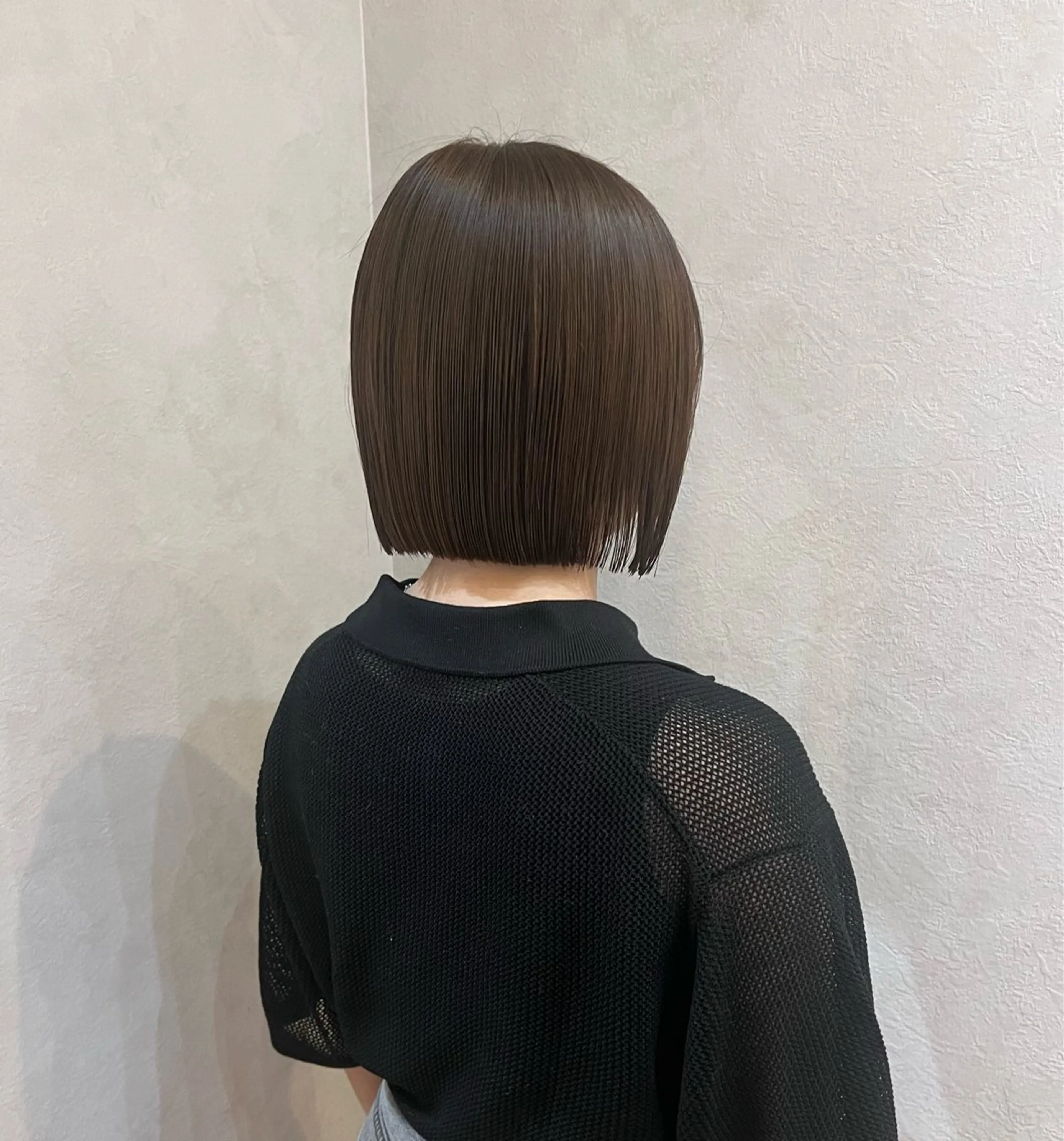 ショート ボブ カット 縮毛矯正 "今"だけでない美髪 KOTOMIのヘアスタイル