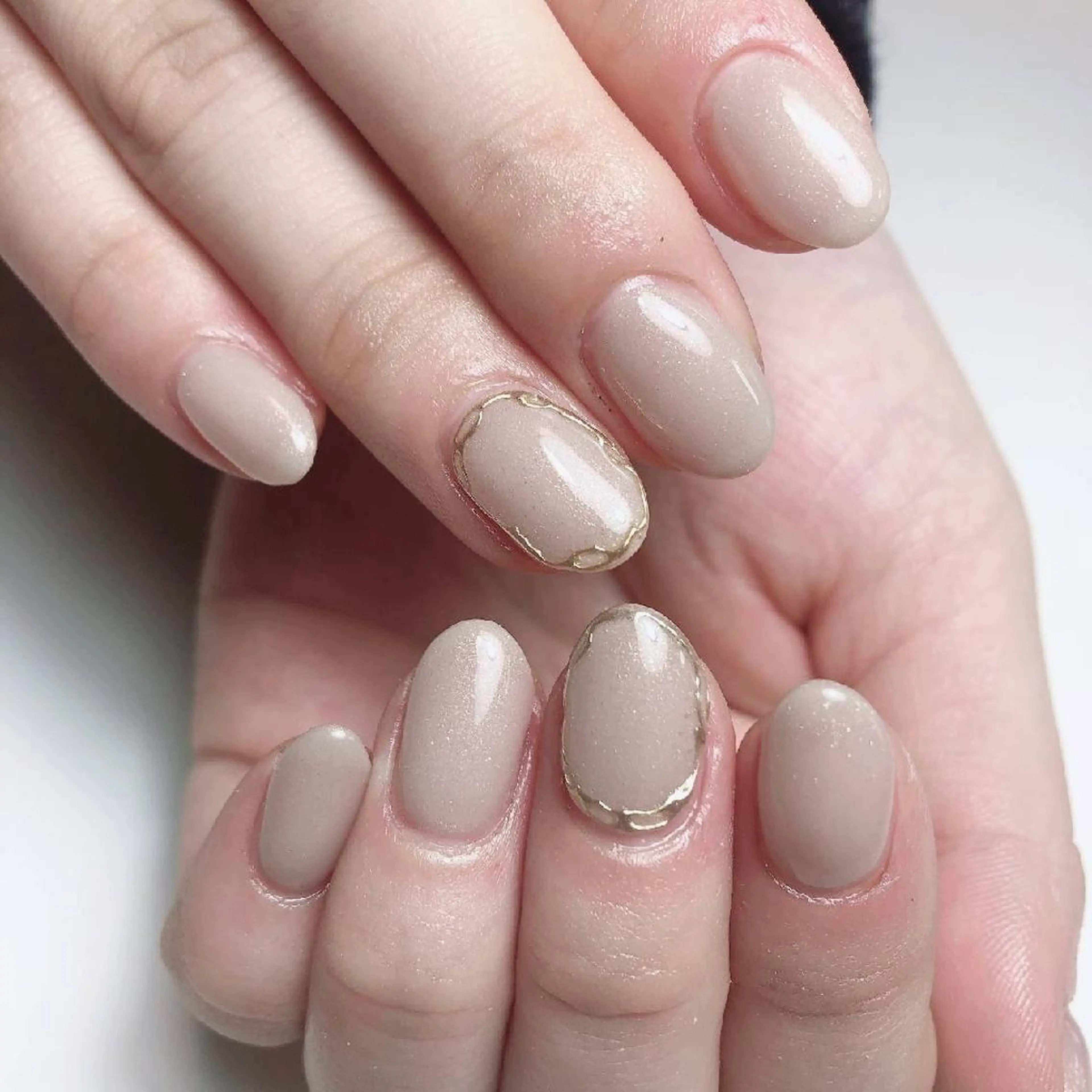 ミディアム ネイル シンプルネイル ☺︎山部 志麻☺︎のネイルデザイン