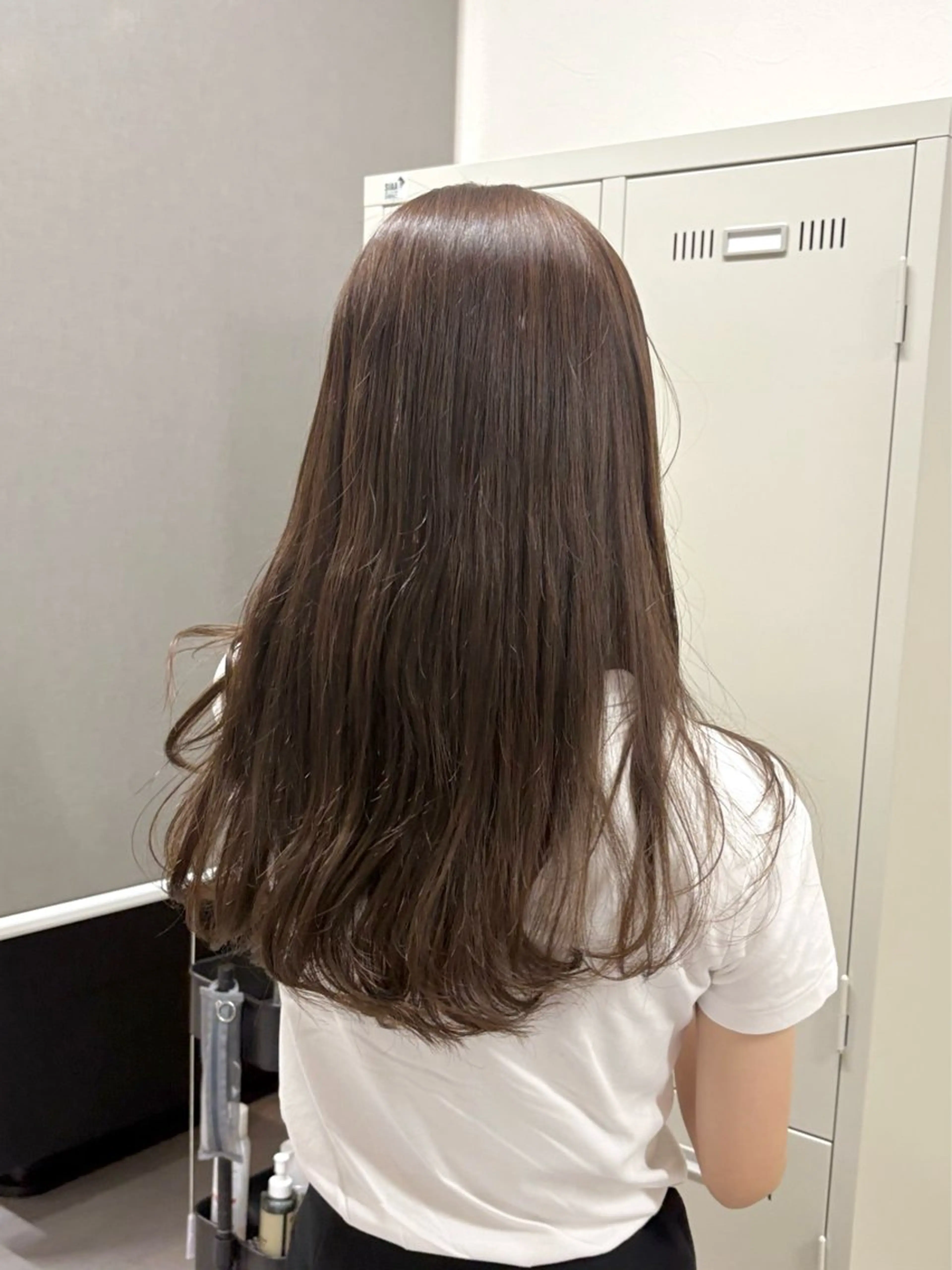 セミロング カラー ベージュカラー ブラウンカラー ブラウンベージュ カット ヘアカラー トリートメント ハル🌸柔色/ ブリーチなし/艶髪のヘアスタイル