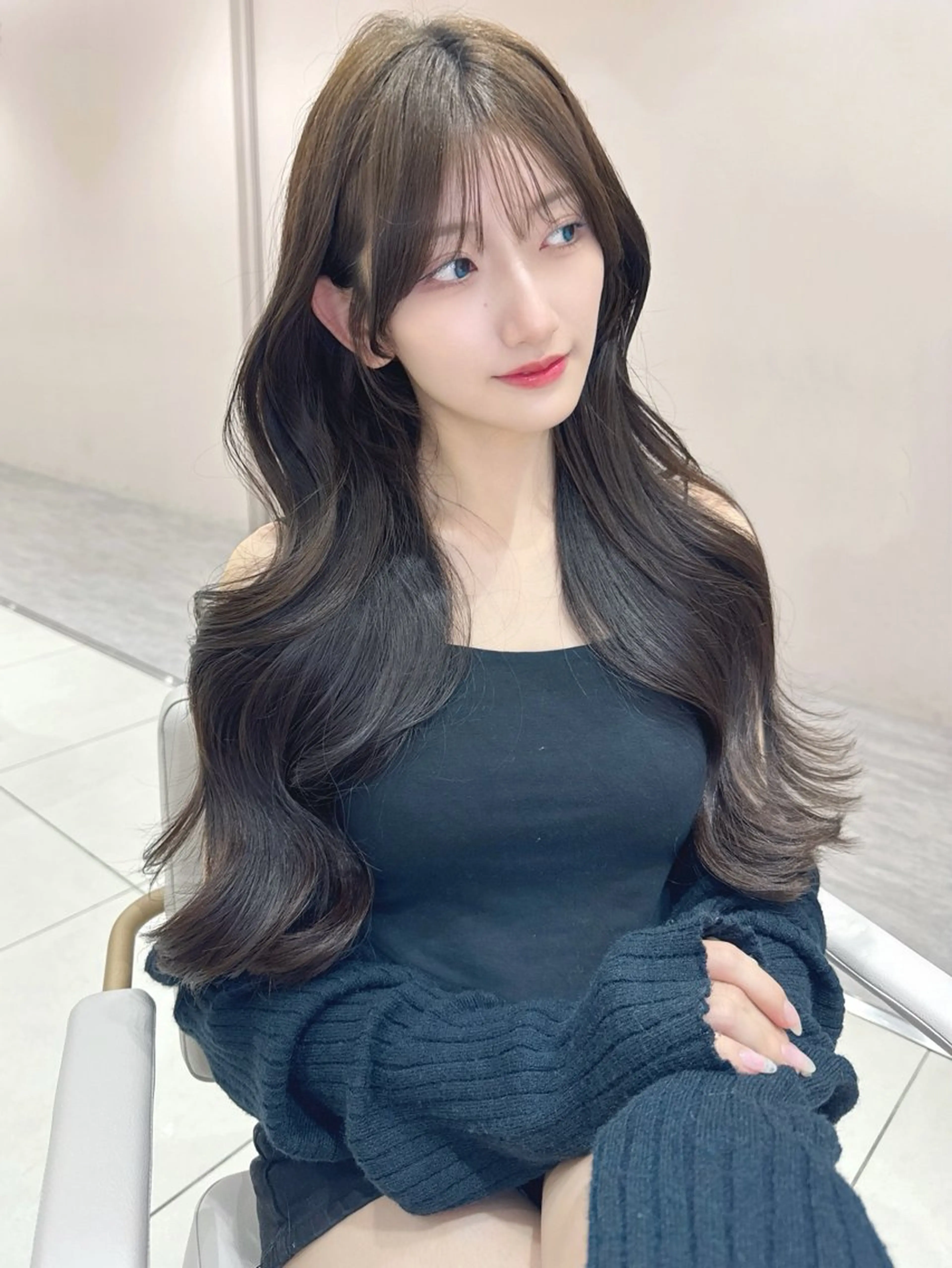 ロング カラー カット ヘアカラー トリートメント ヘッドスパ ヘアセット 韓国ヘア/レイヤー/ 顔まわり/りょーとのヘアスタイル