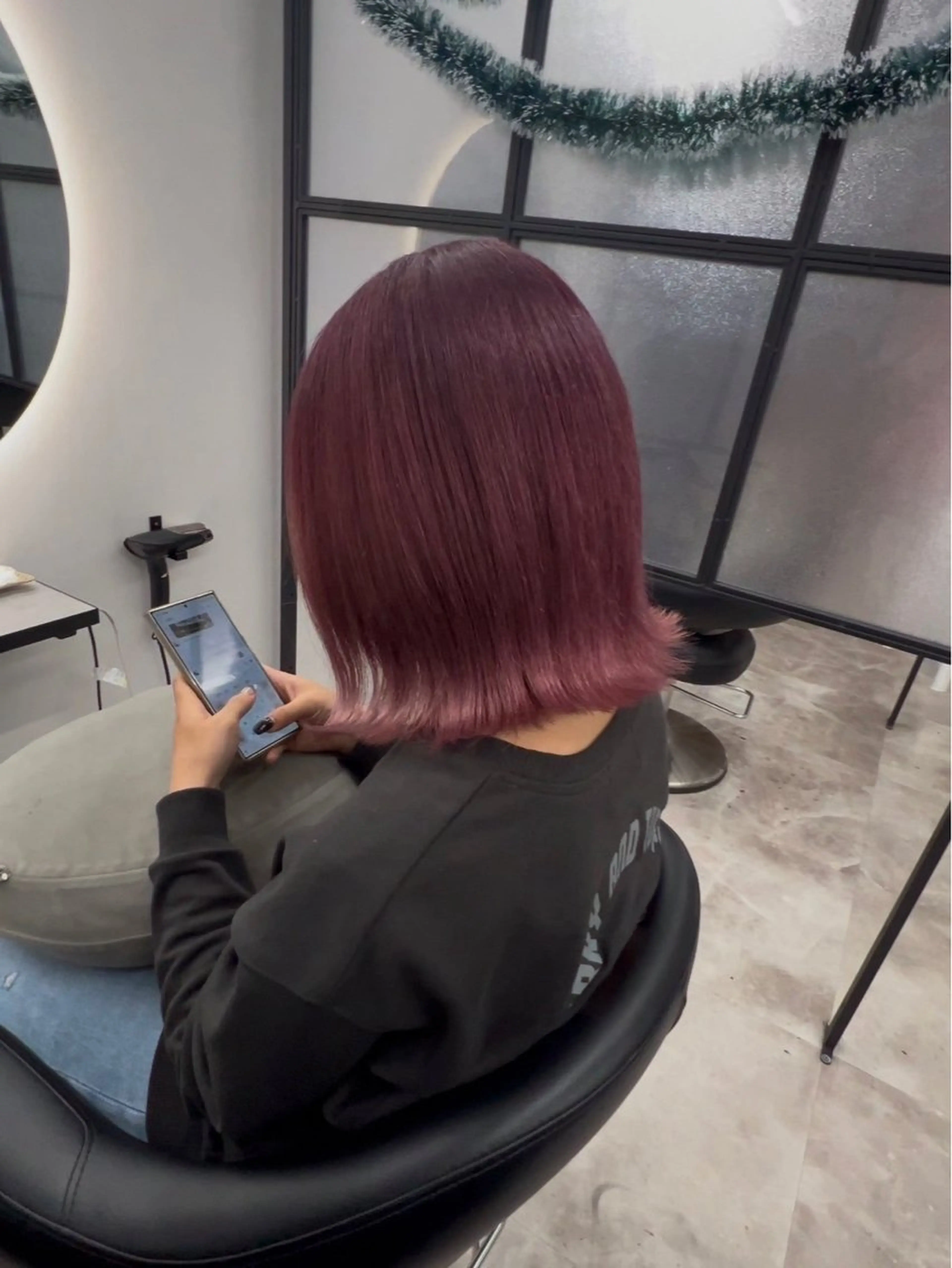 ミディアム ヘアカラー スズキ マリンのヘアスタイル