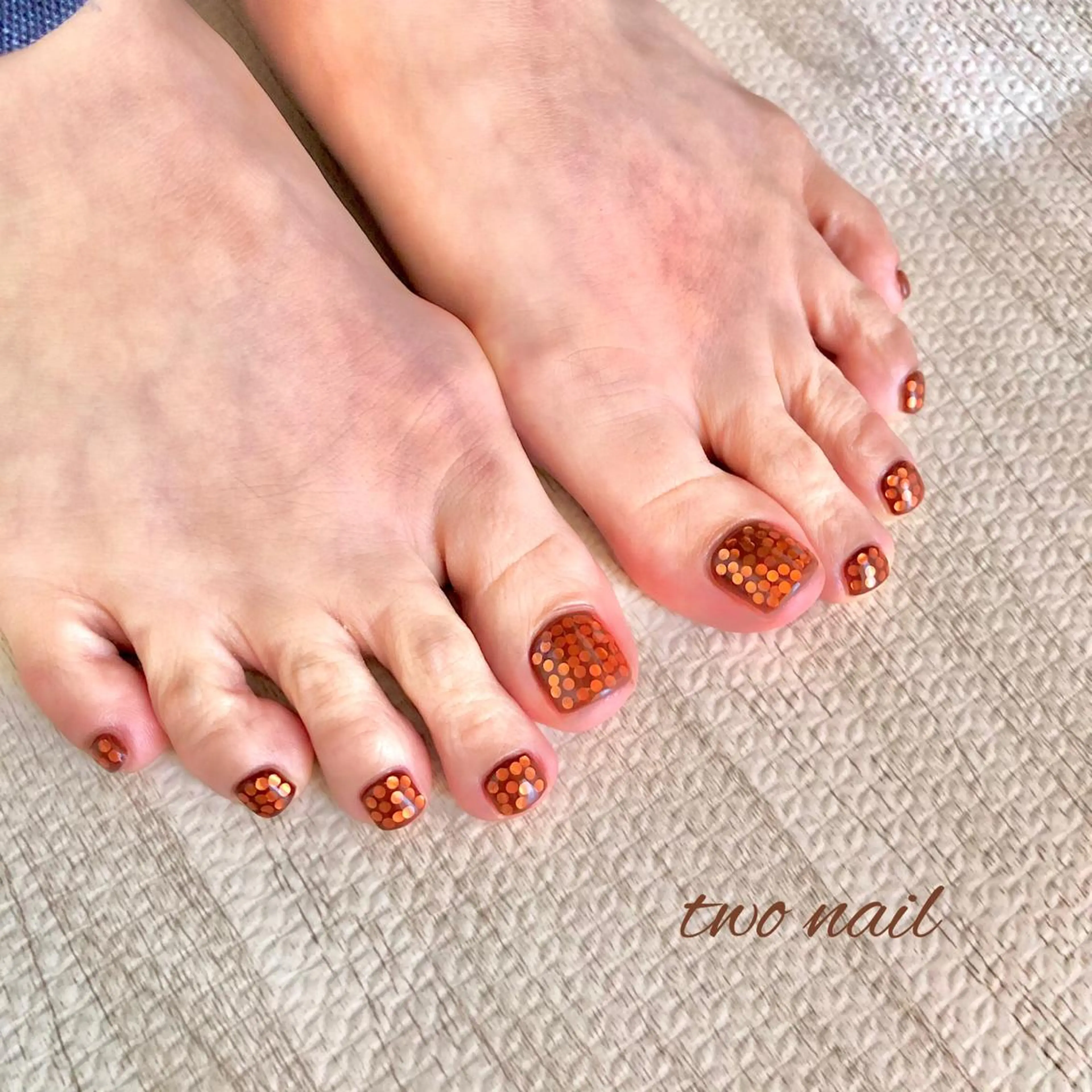 ネイル アートネイル ブラウン フットネイル ハート ニュアンスネイル フットネイル two nailのネイルデザイン