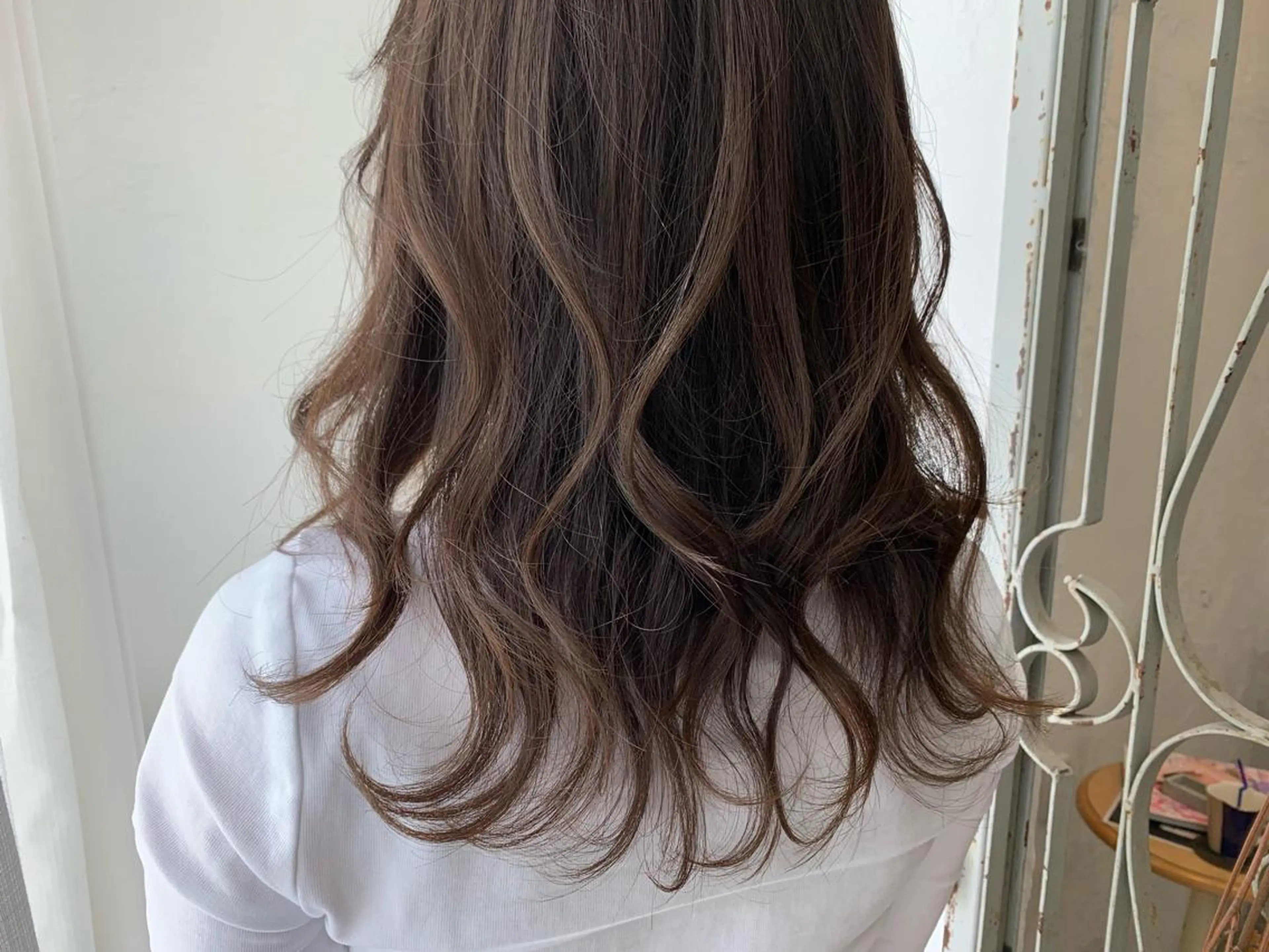 セミロング カラー カット ヘアカラー fio マナミのヘアスタイル