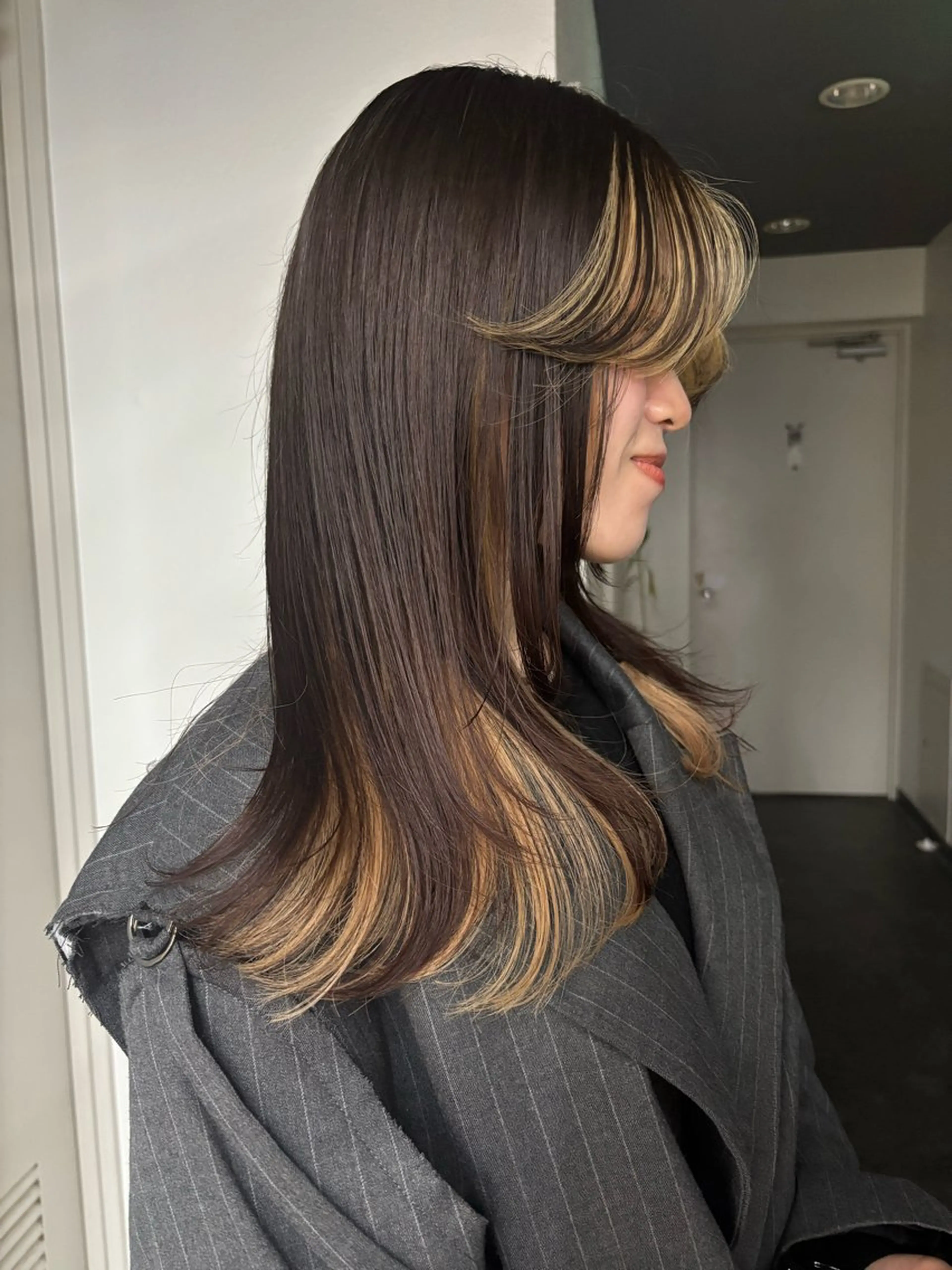 セミロング カラー カット ヘアカラー メンズおしゃれヘア/ 似合わせヘア/ショウのヘアスタイル