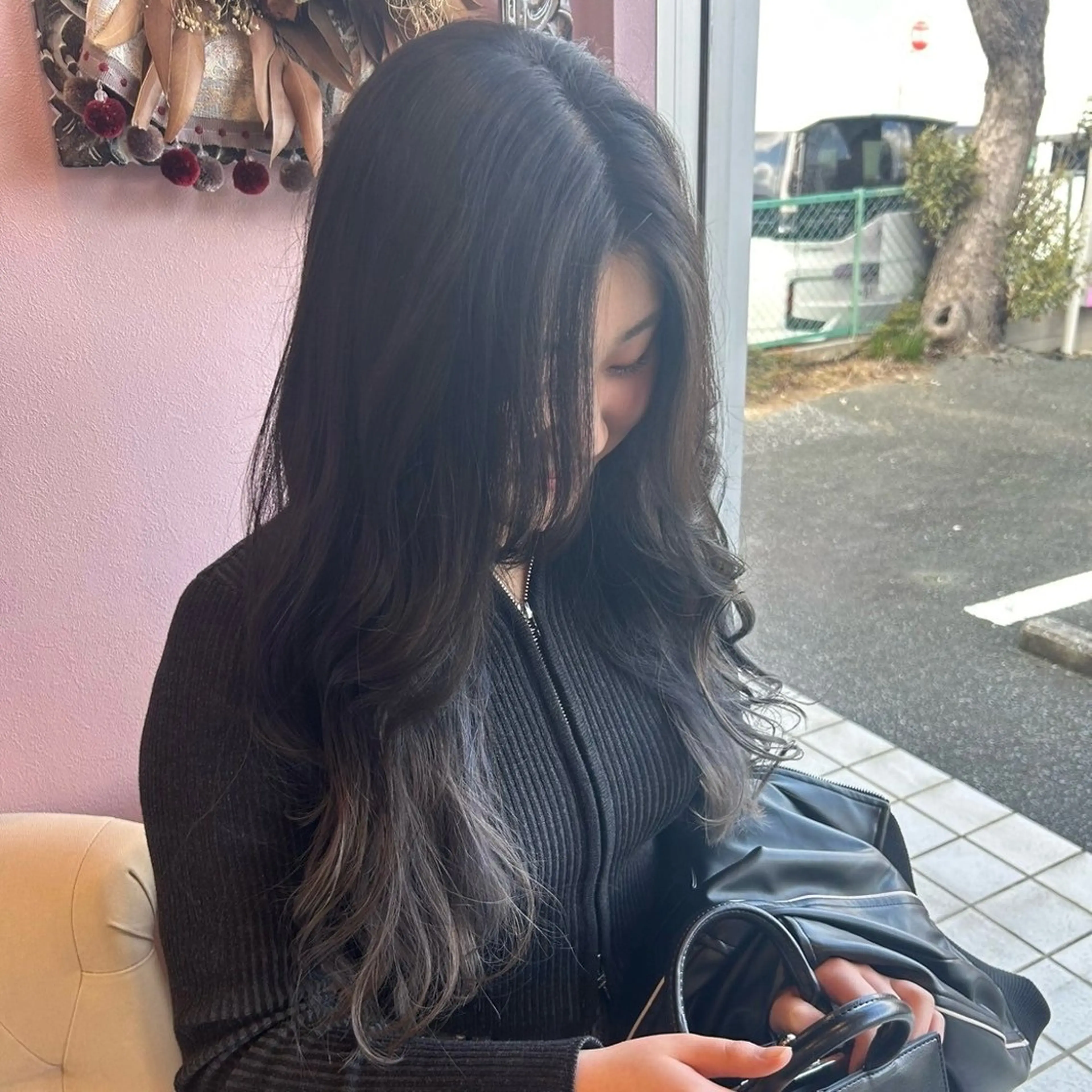 ロング カラー 夏向/ハイトーン /パーマのヘアスタイル