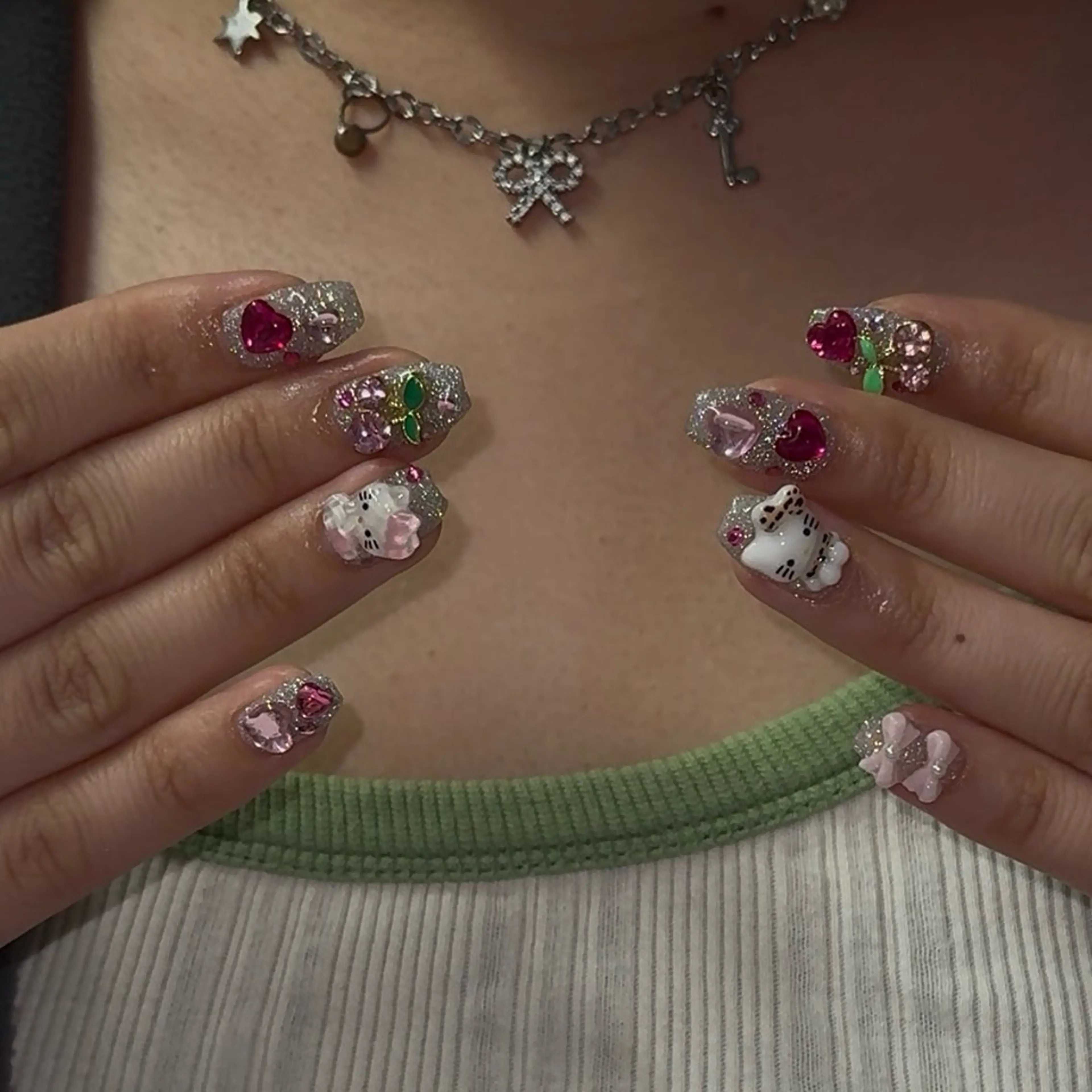 ネイル ハンドネイル Sarina ⋆⭒˚ mavieのネイルデザイン