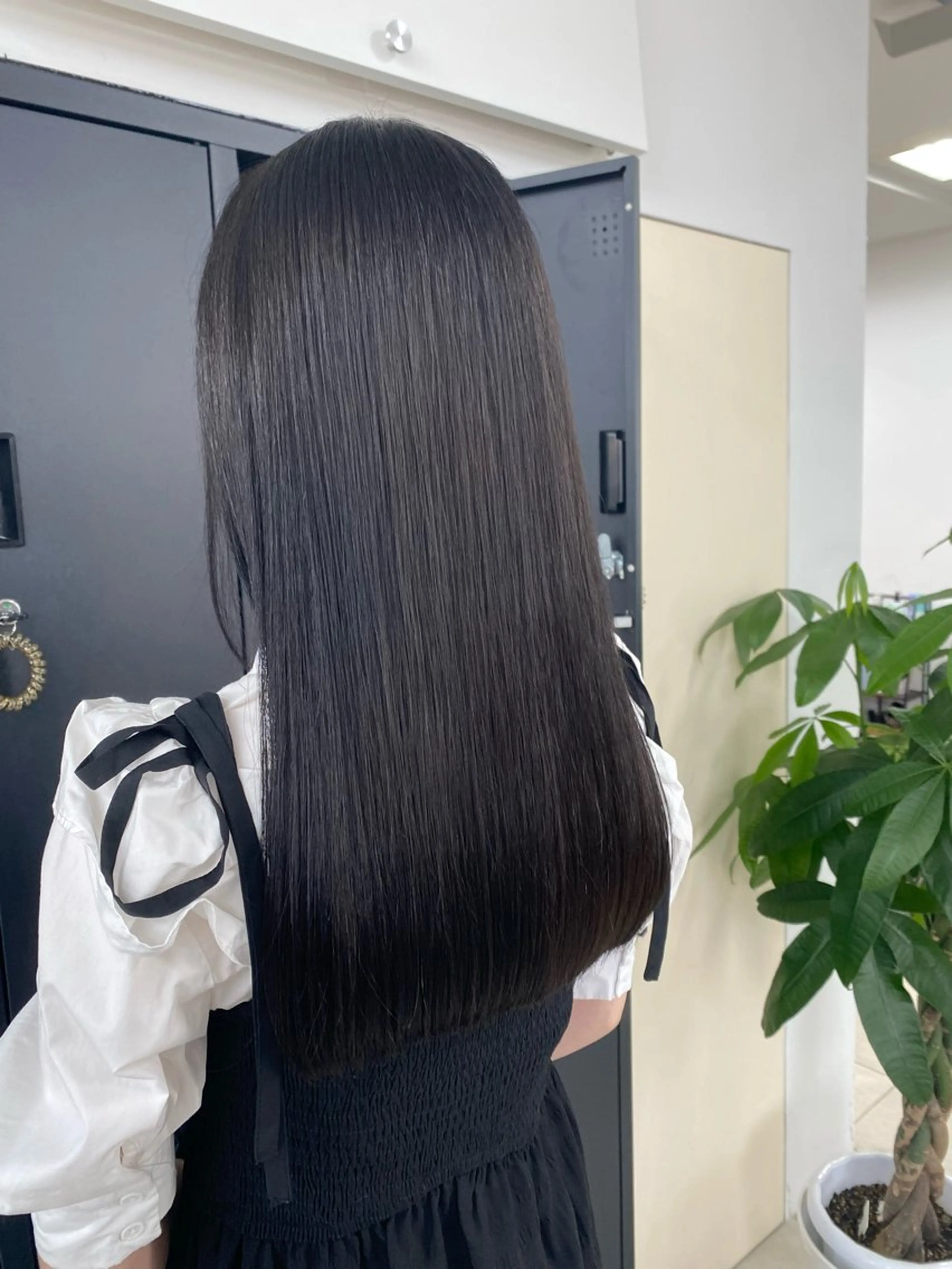 ロング カット ヘアカラー トリートメント 月野涼風 /レイヤーカットのヘアスタイル