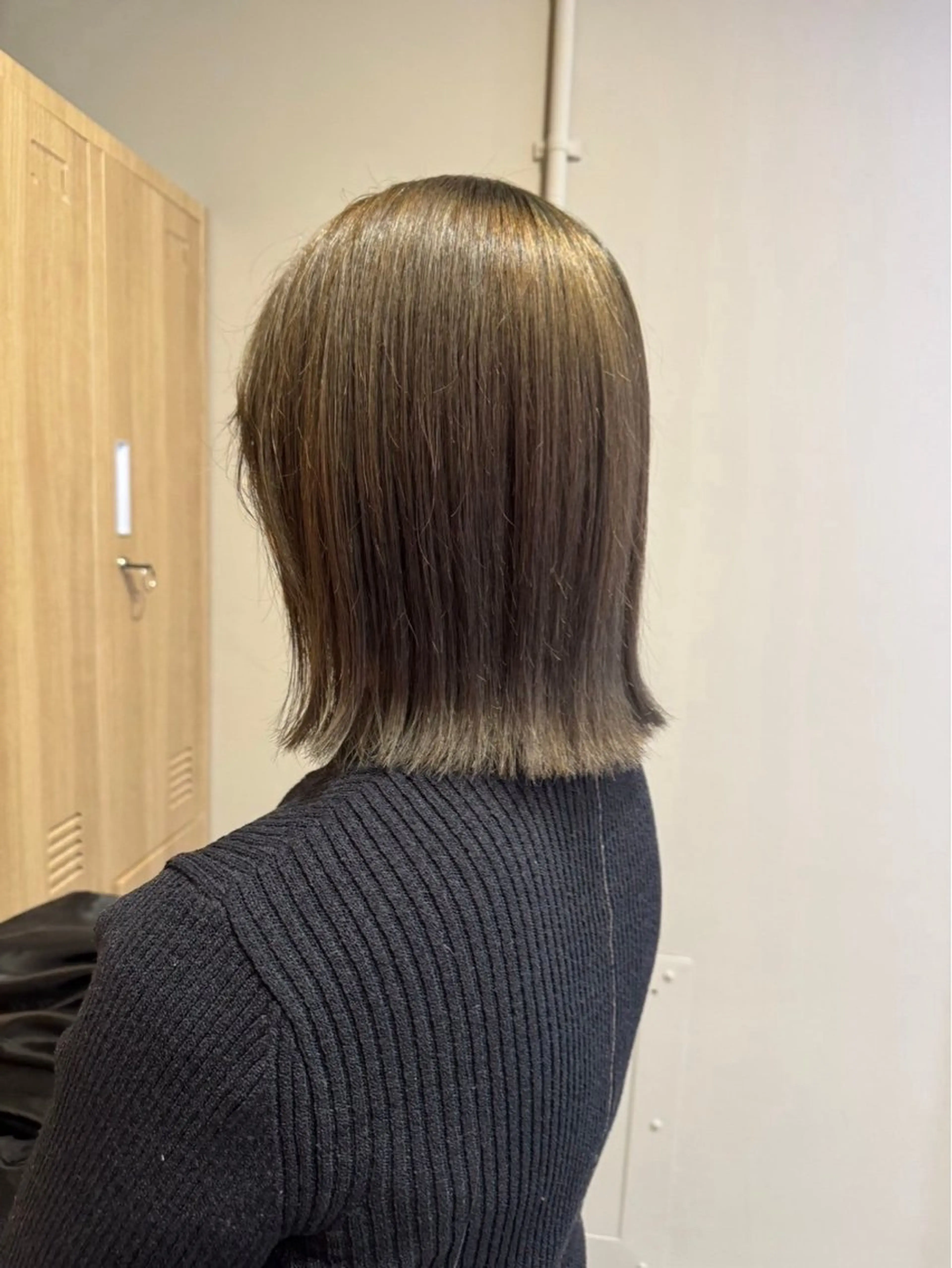 セミロング LOREN＋透明感 オリーブhirokoのヘアスタイル