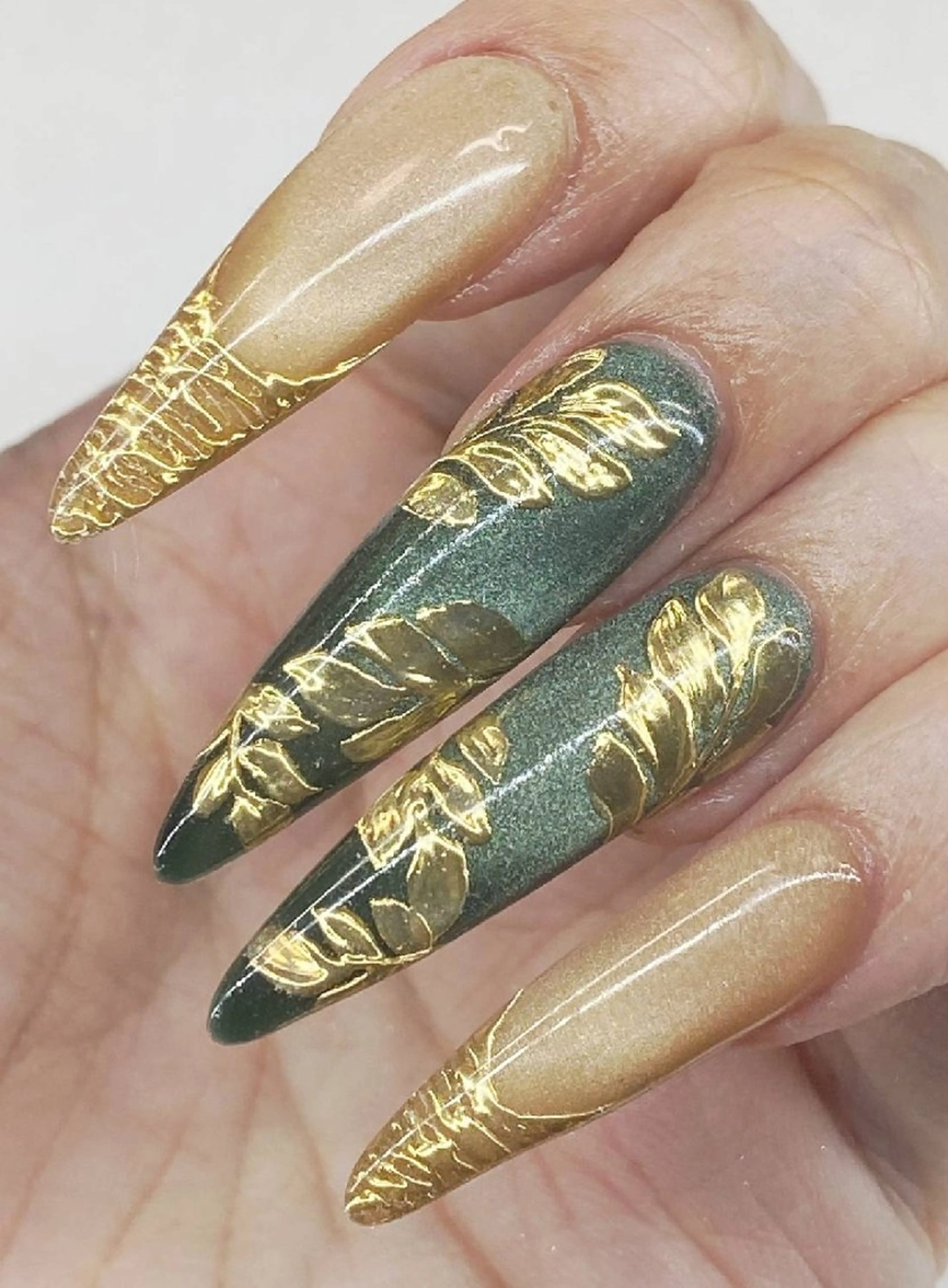 ネイル アートネイル マグネットネイル ミラーネイル My Nail所属・My Nail Yukaのネイルデザイン