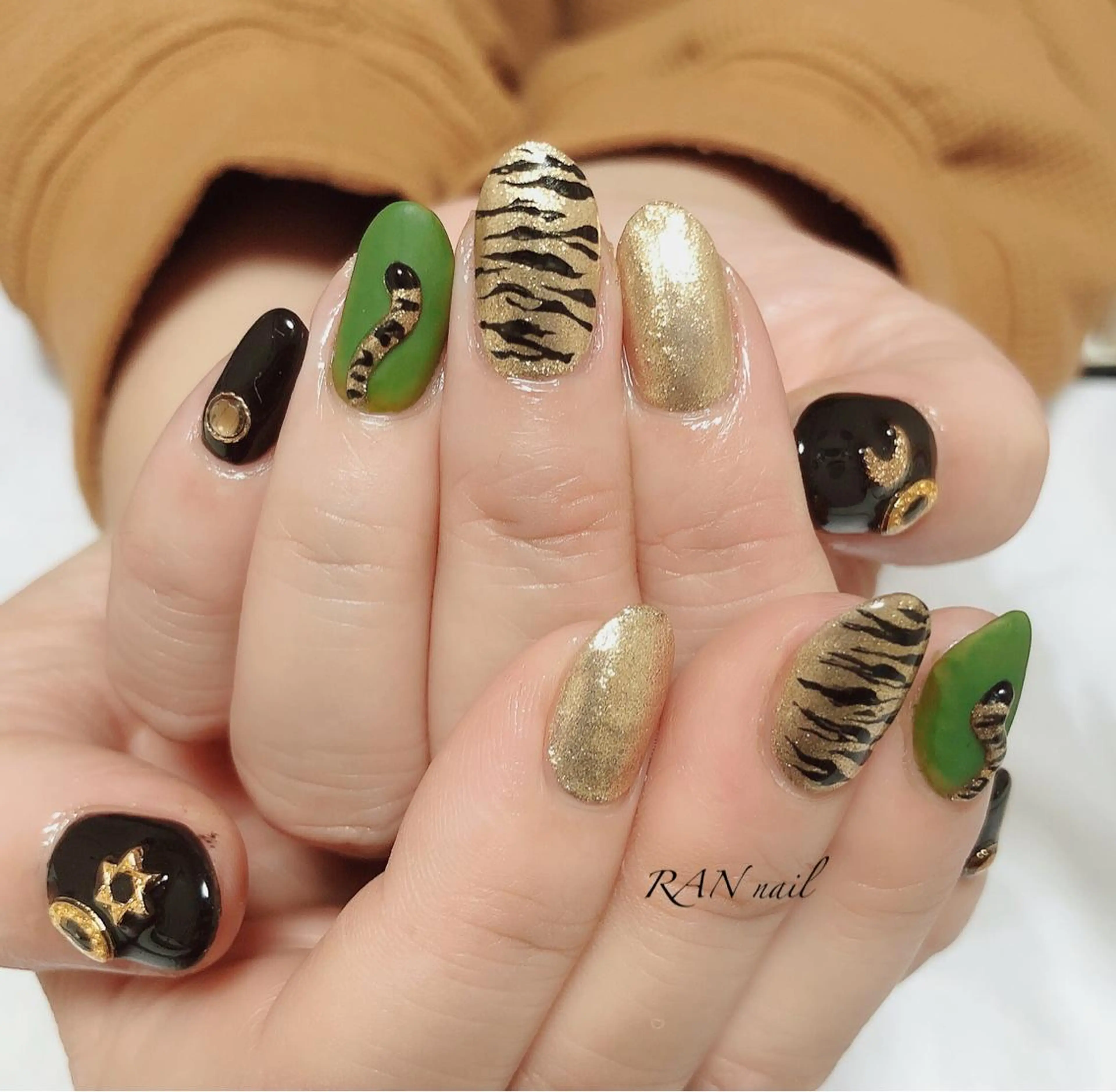 ネイル オフィスネイル 春ネイル 冬ネイル ハンドネイル フットネイル RAN nail 〜ランネイル〜所属・RAN nailのネイルデザイン