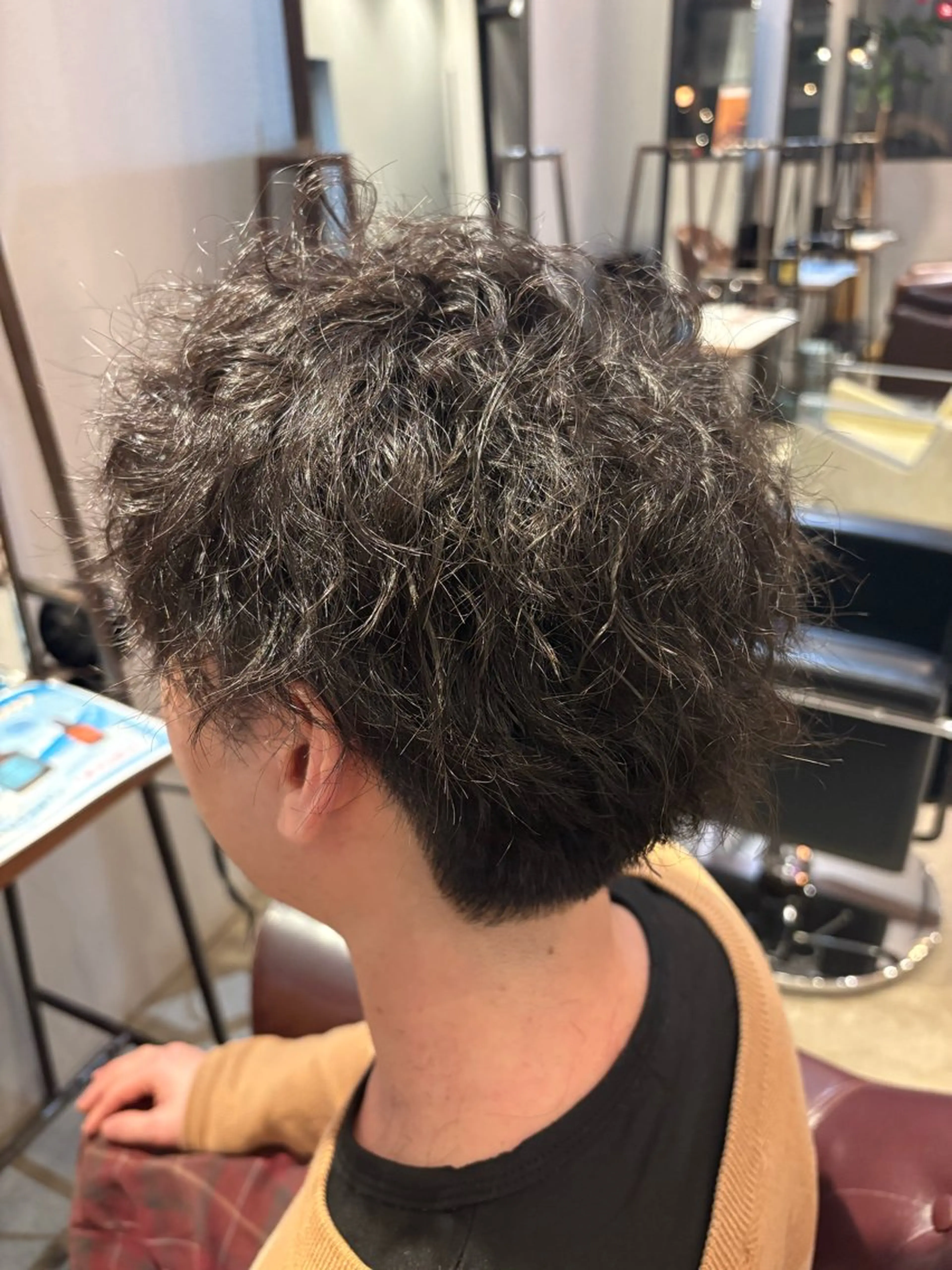 パーマ メンズ メンズパーマ メンズツイストパーマ ツイストパーマ NEUTRAL所属・吉田 真由のヘアスタイル