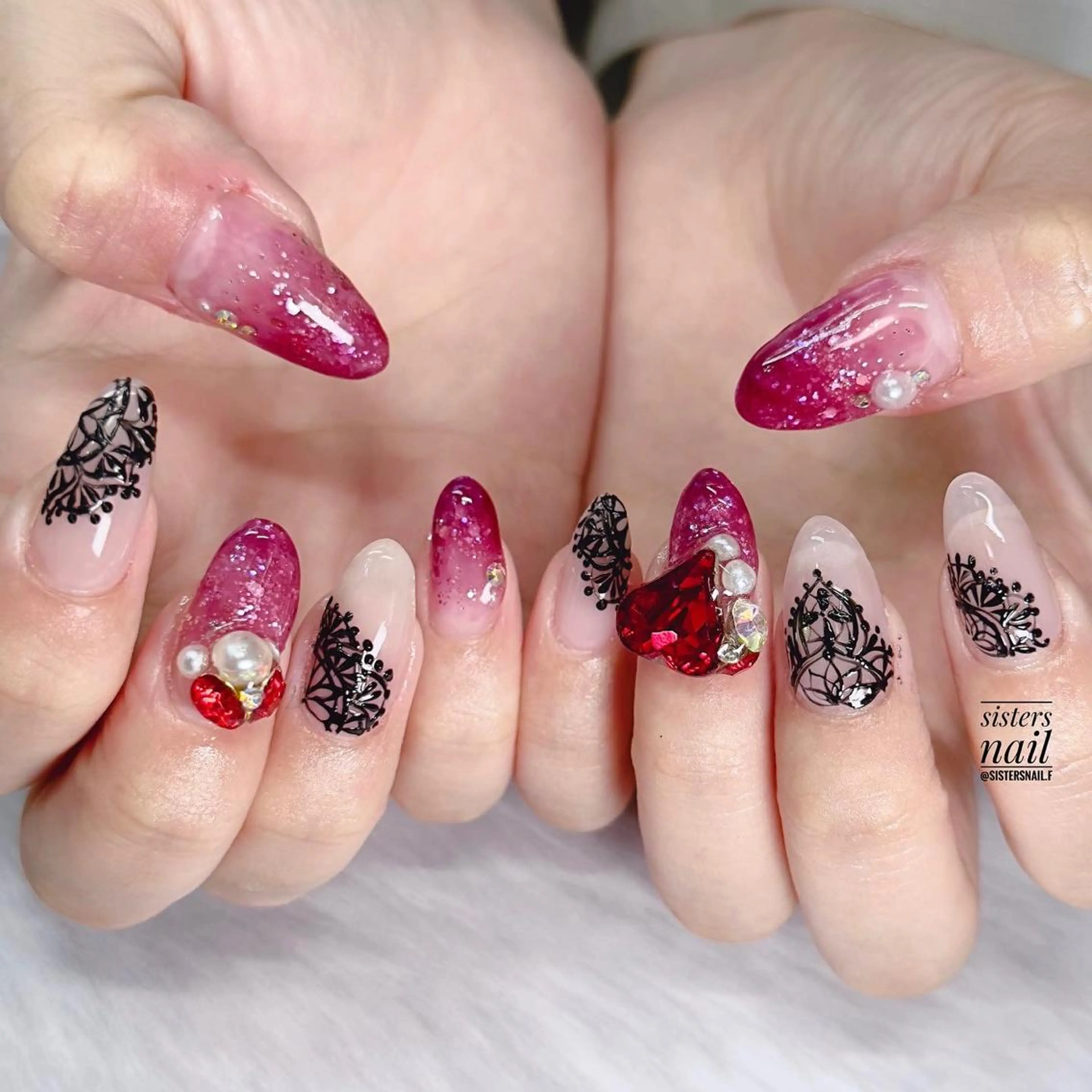 ネイル アートネイル グラデーション ハロウィン キラキラネイル レース sisters nail.fのネイルデザイン