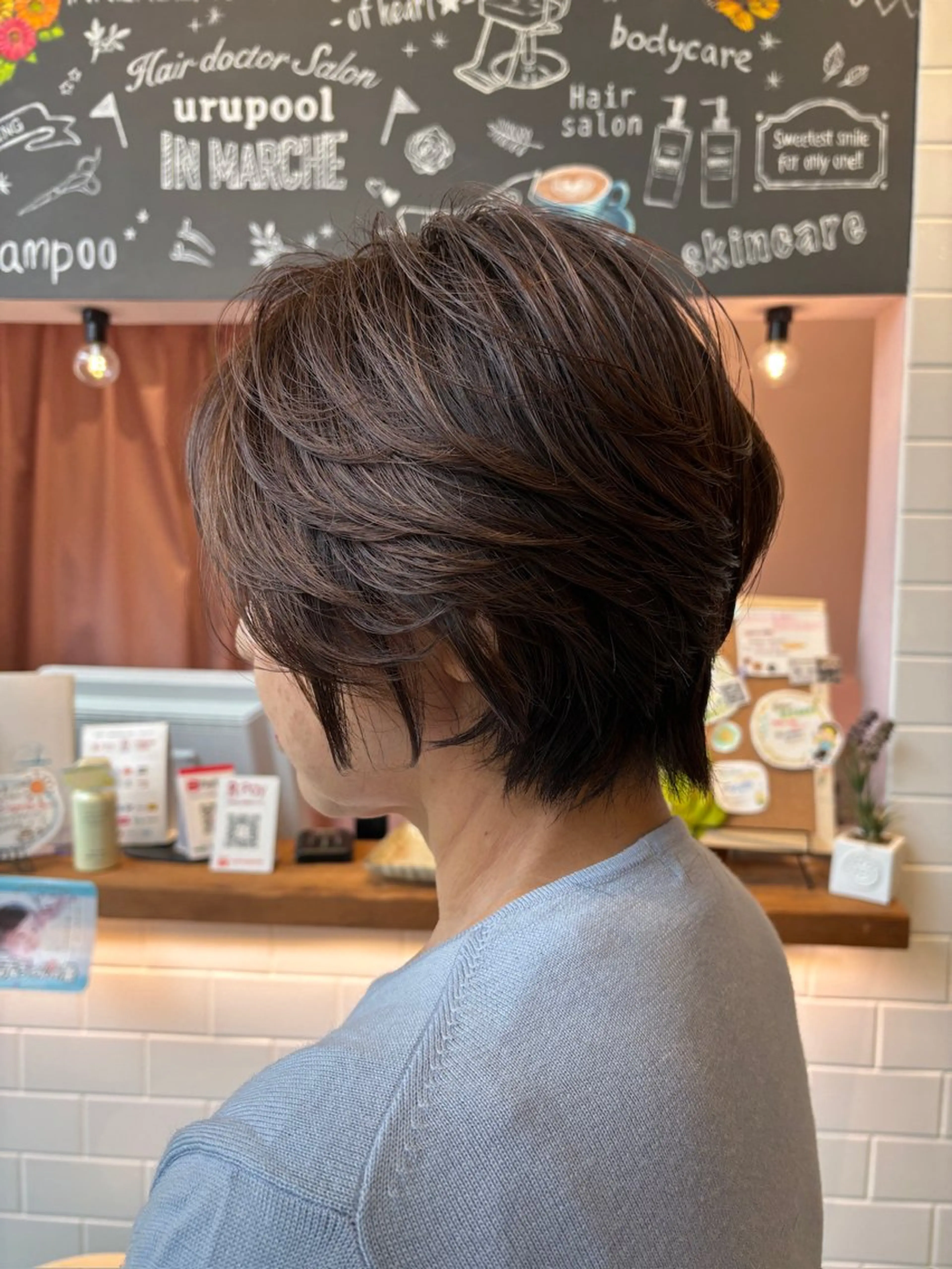 ショート レイヤーカット✨ 艶髪藤野のヘアスタイル