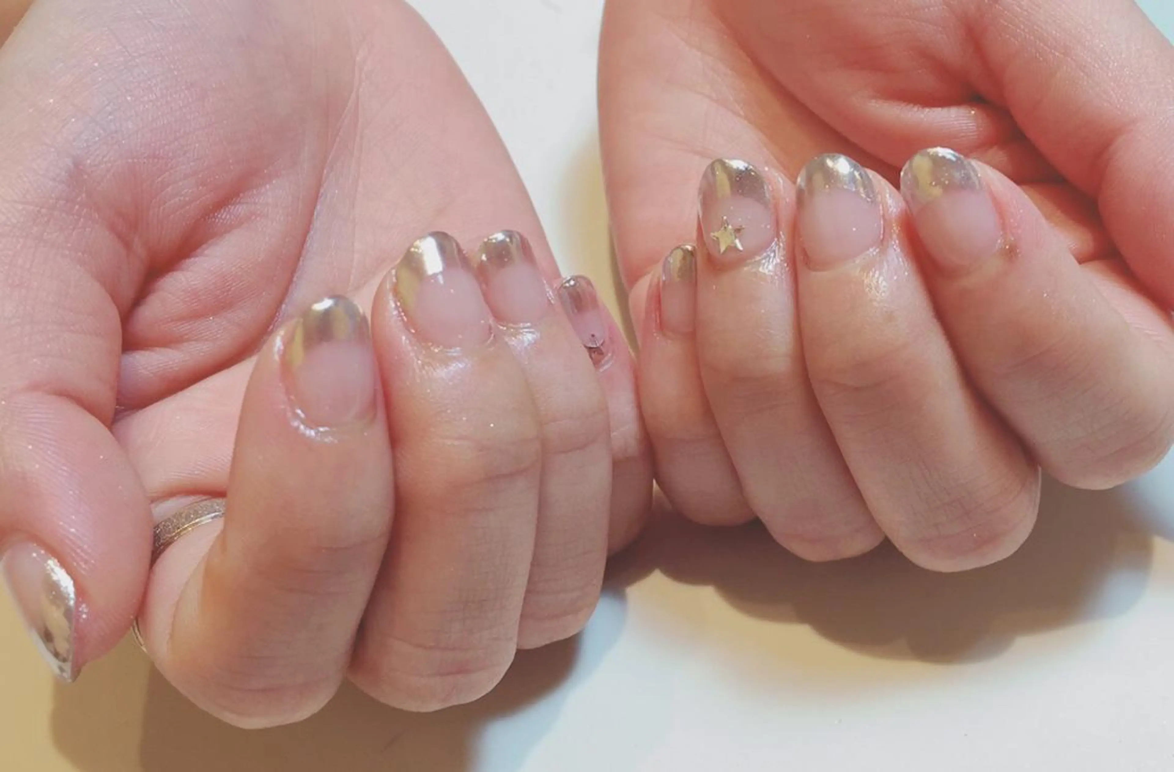 ネイル フレンチネイル ミラーネイル ハンドネイル ハンドケア NAIL 106G所属・西日暮里駅徒歩1分/ NAIL106Gのネイルデザイン