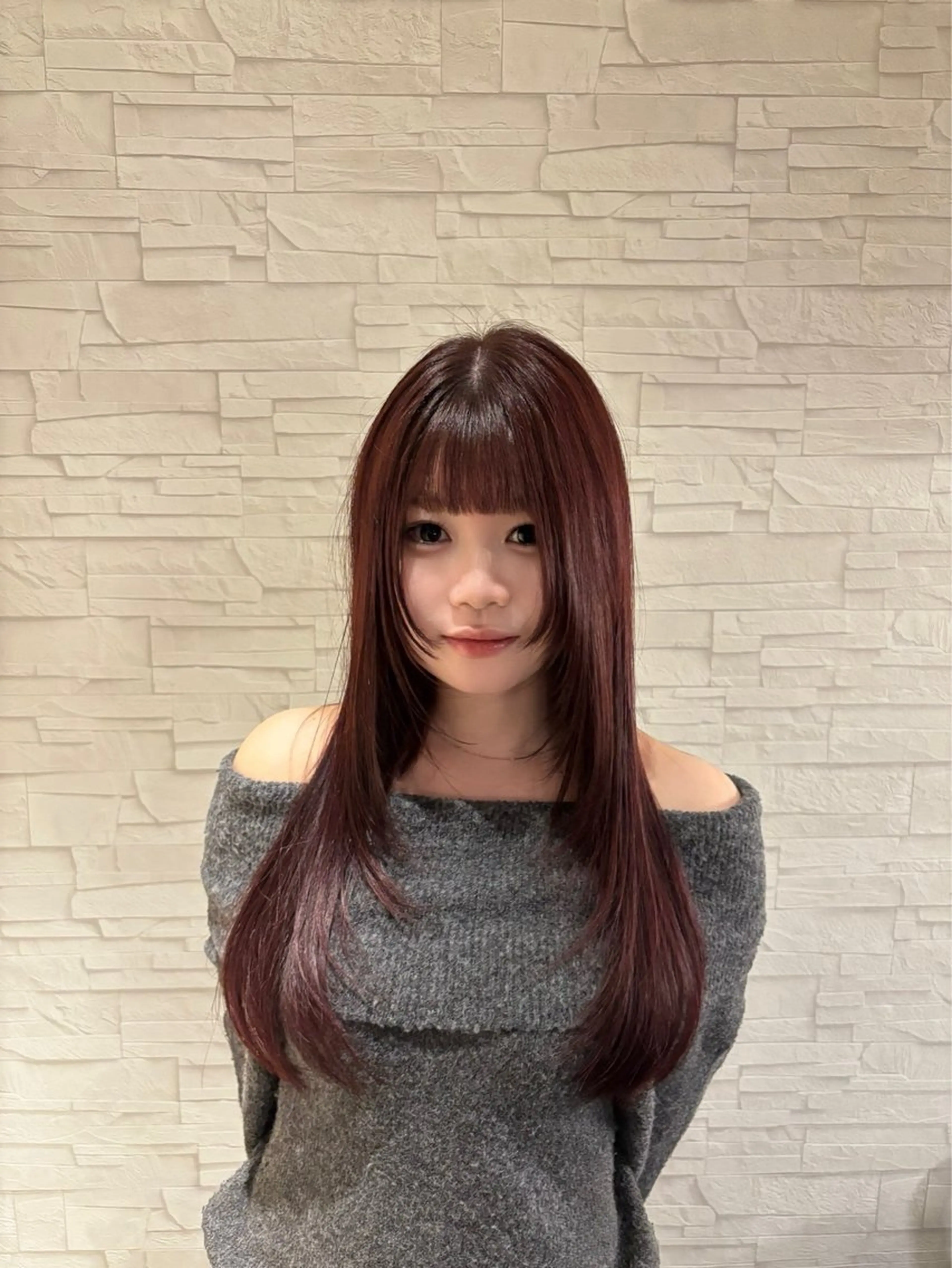 ロング 顔まわりレイヤー 顔周りカット レイヤーカット カット ARSPACE所属・鳴海 宰翔のヘアスタイル