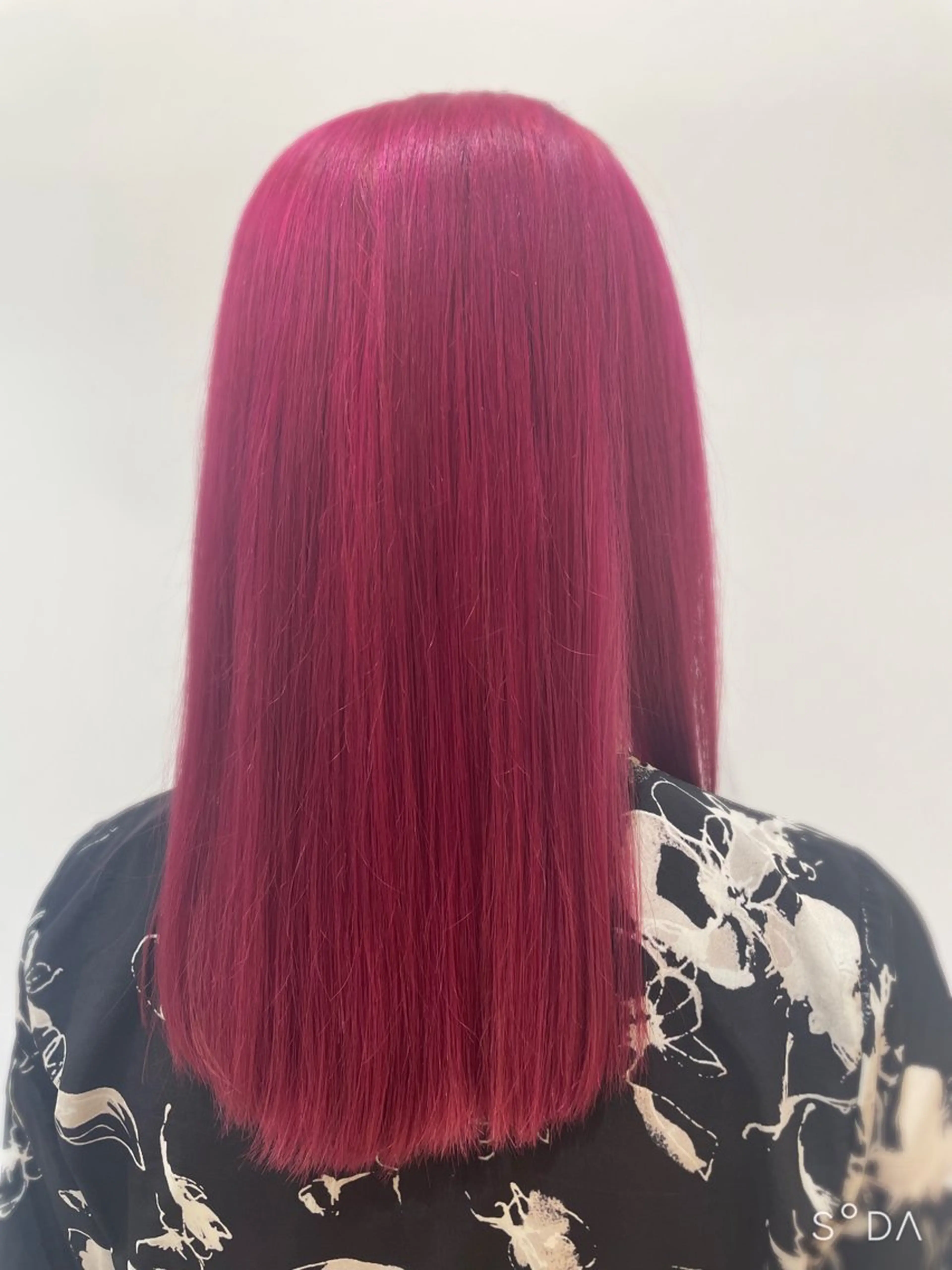 ミディアム カラー 吉川 うららのヘアスタイル