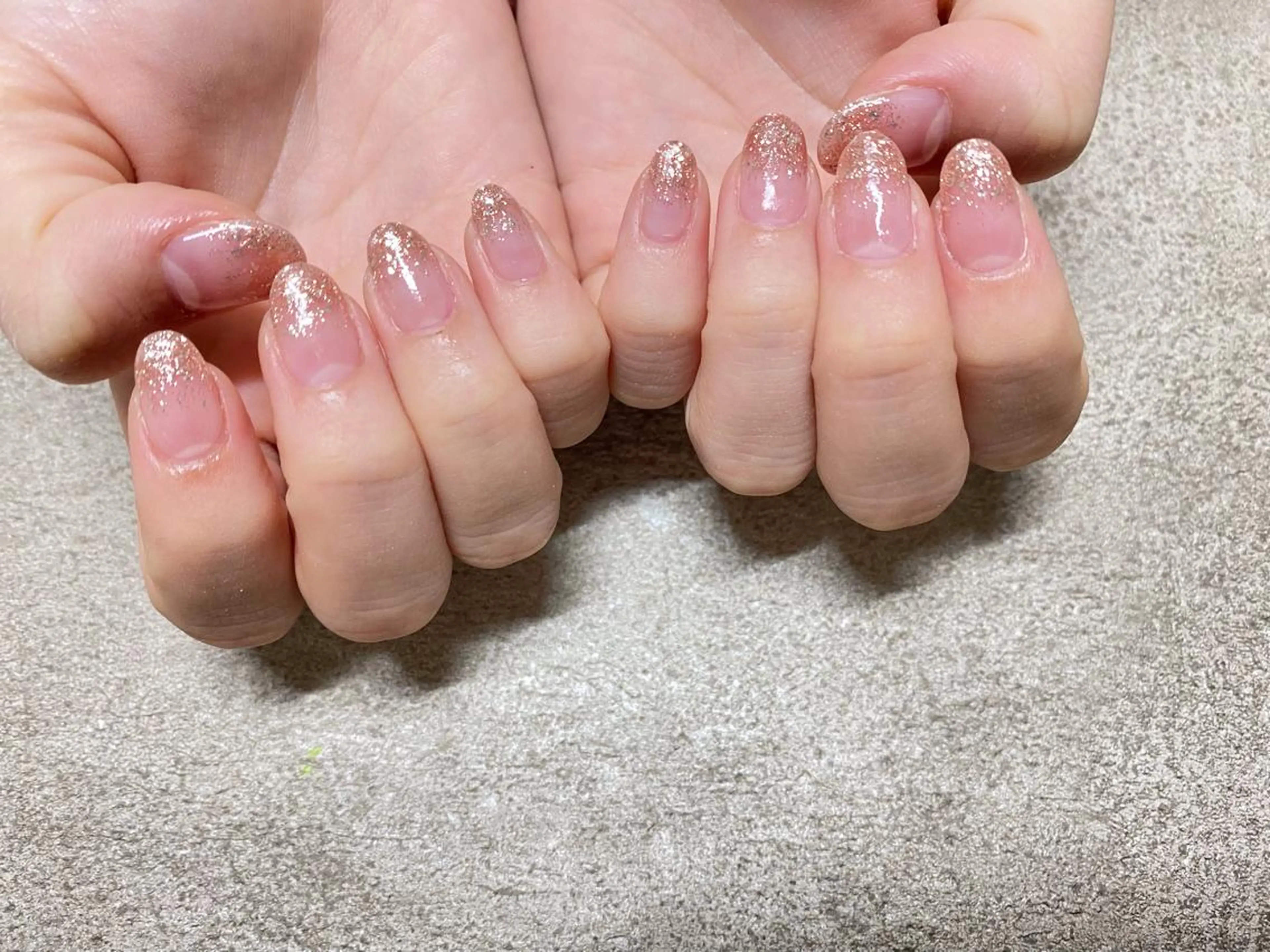 ネイル ラメ(グリッター) ラメグラデーション ピンク Mogu nail 二子玉川のネイルデザイン