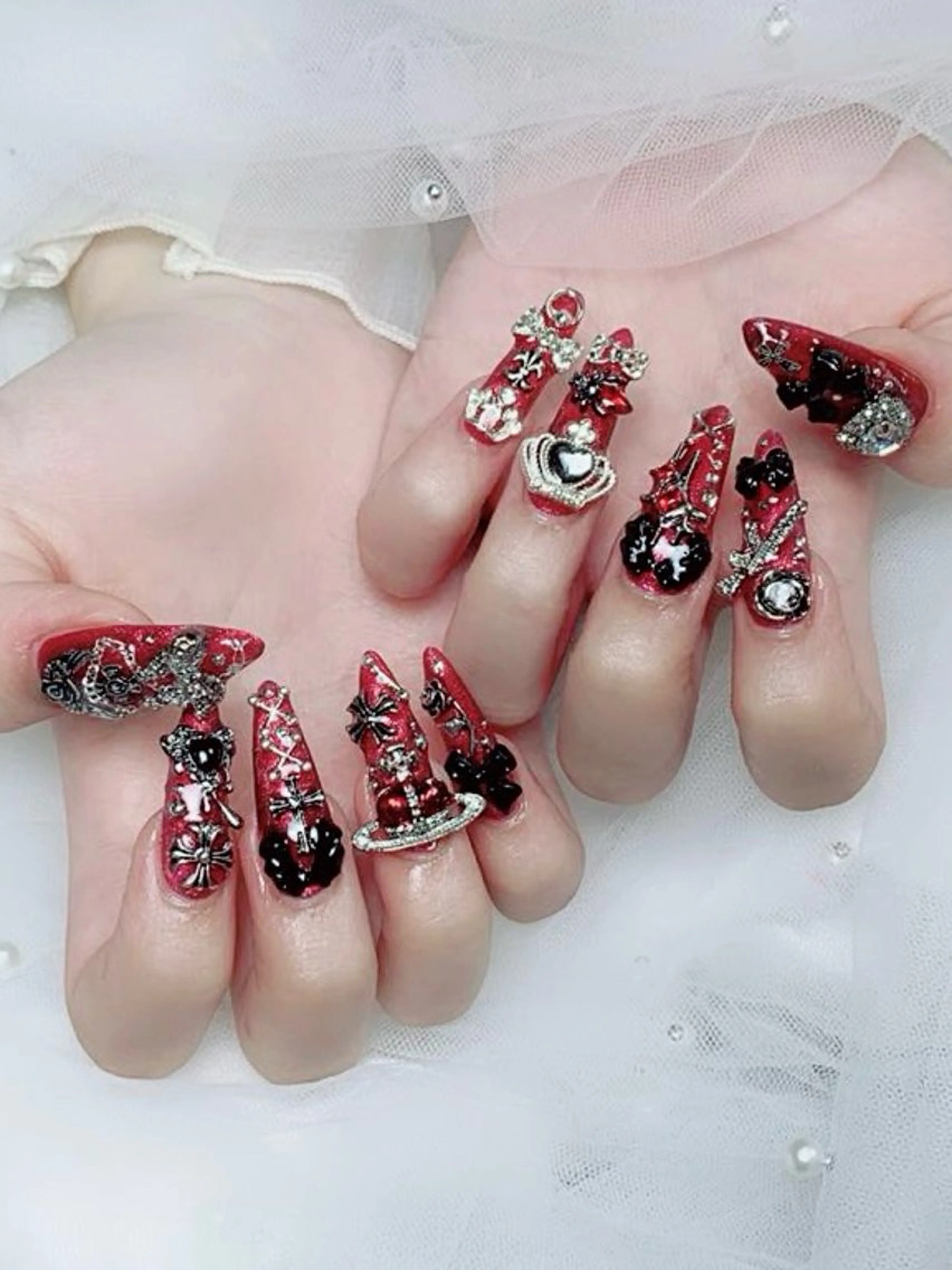 ネイル フレンチネイル ジェルネイル ハート 韓国ネイル マグネットネイル ハンドネイル ネイルサロン lotusのネイルデザイン