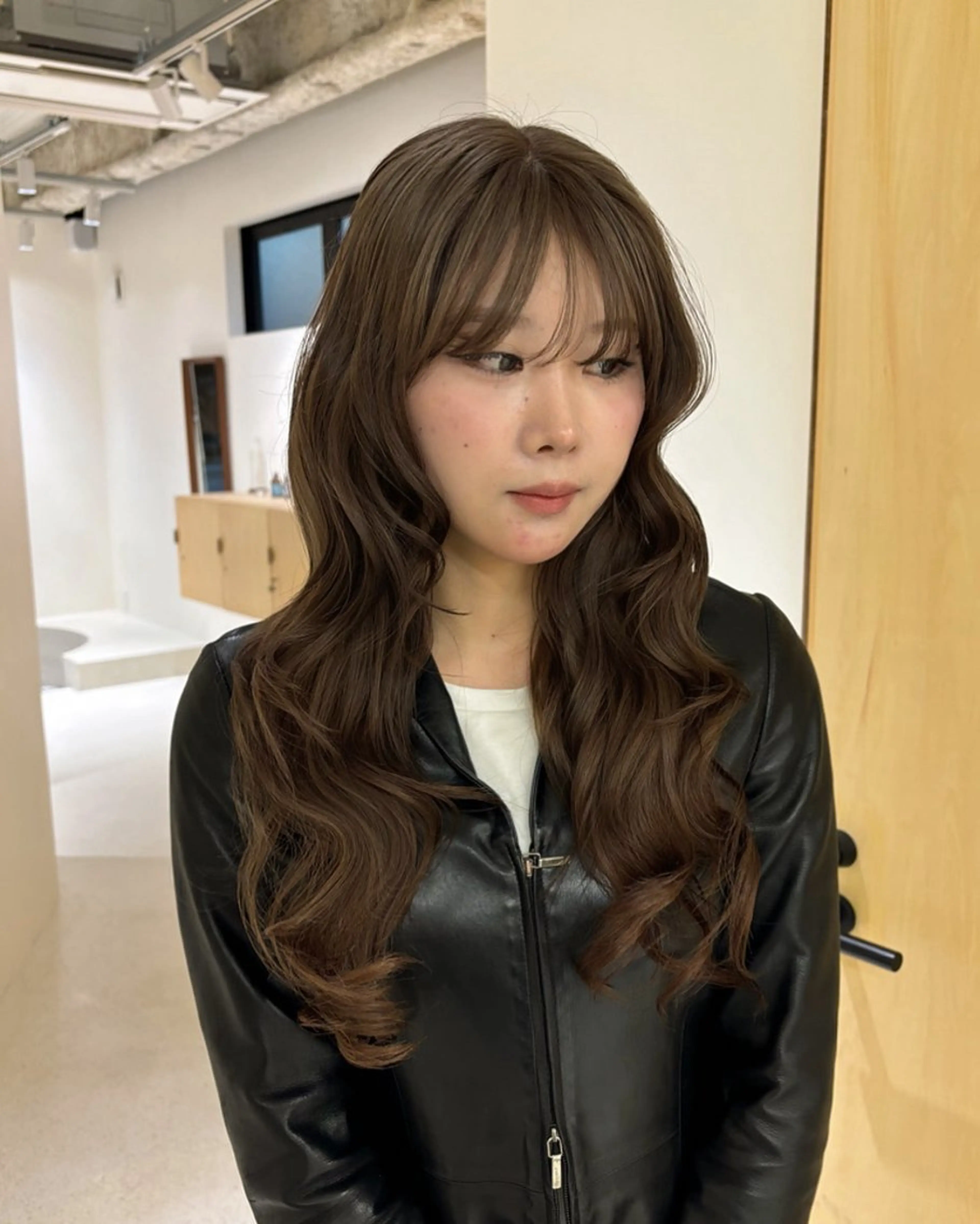 ロング カラー 菱田 愛果のヘアスタイル