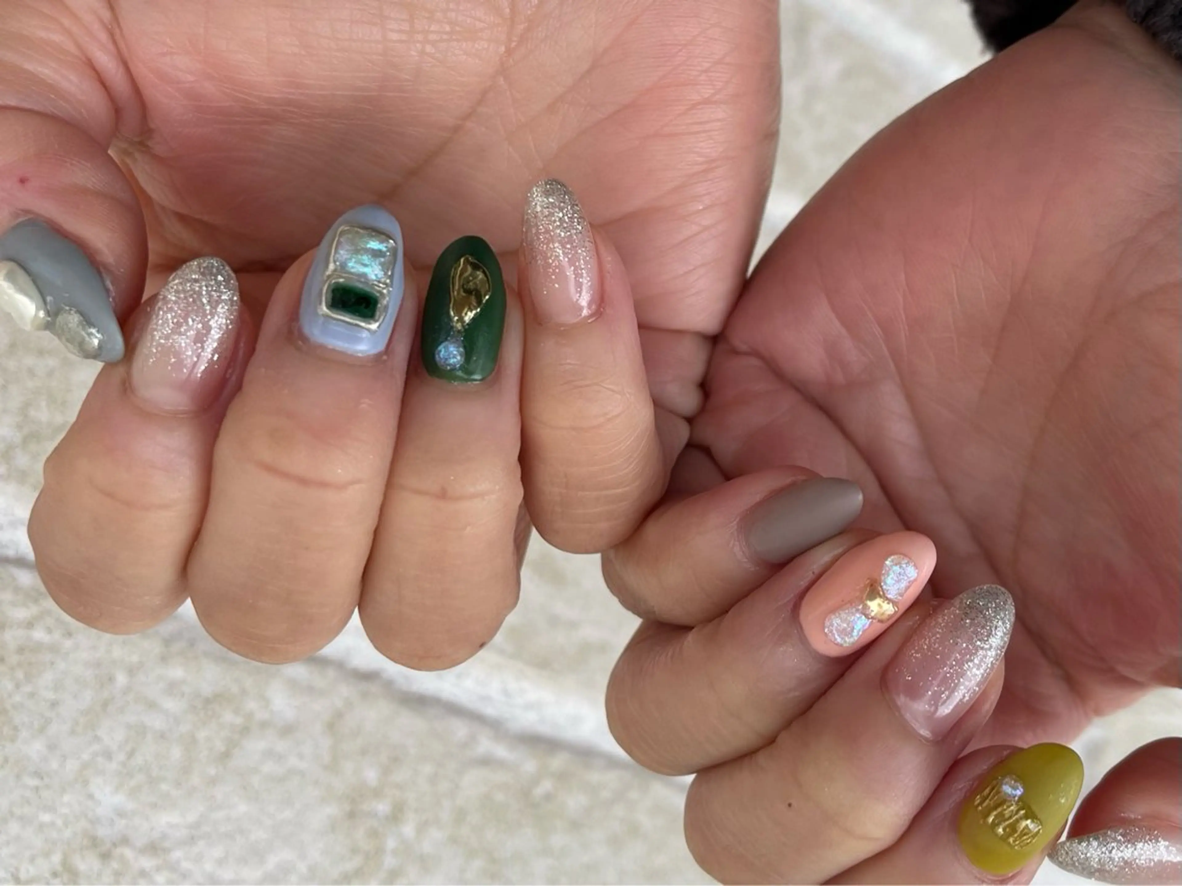 ネイル 持ち込み ハンドネイル Chaleur fleurのネイルデザイン