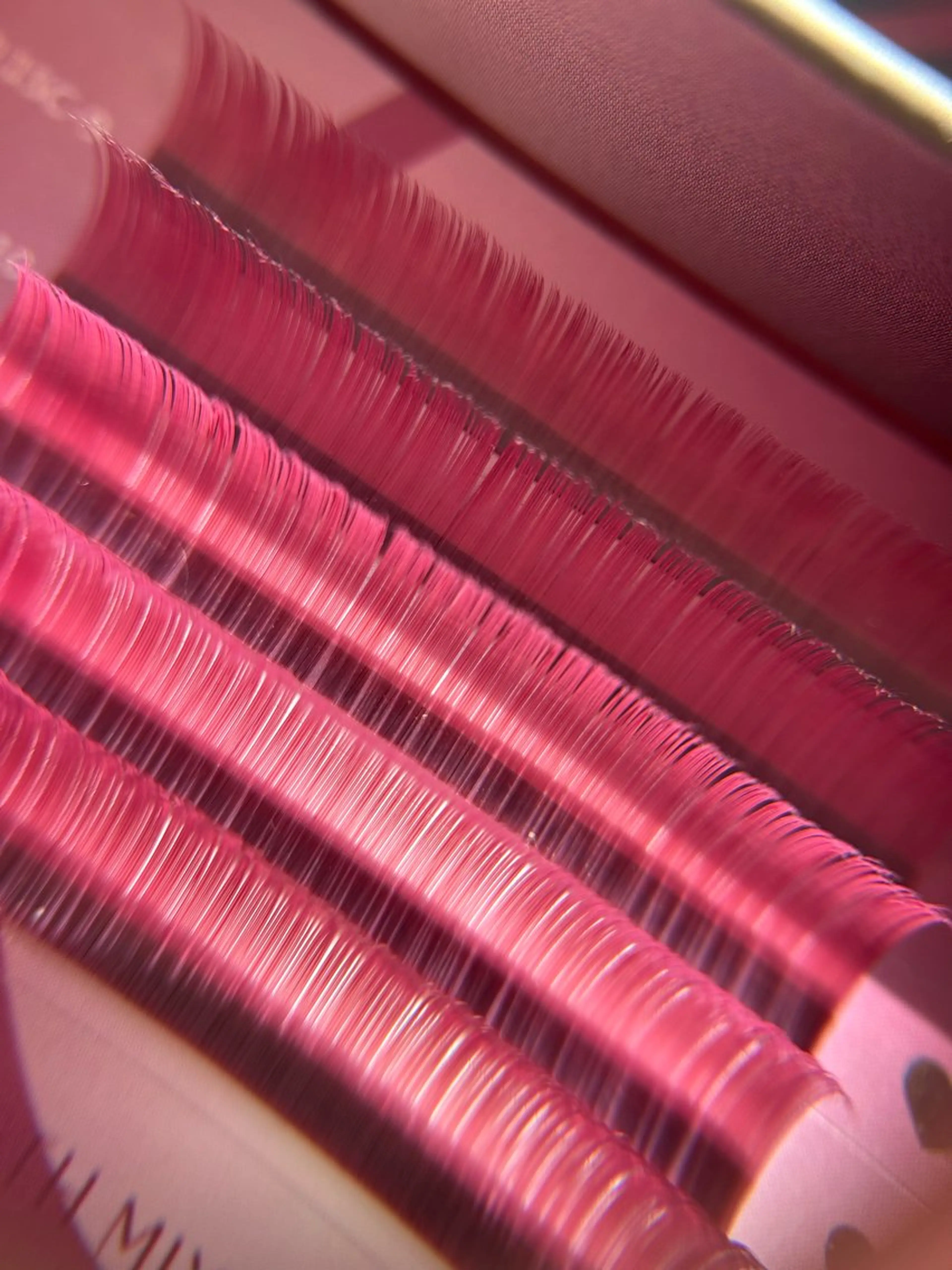 マツエク・マツパ カラーマツエク フラットラッシュ まつげエクステLiLi所属・まつげエクステ LiLiのマツエク・マツパデザイン