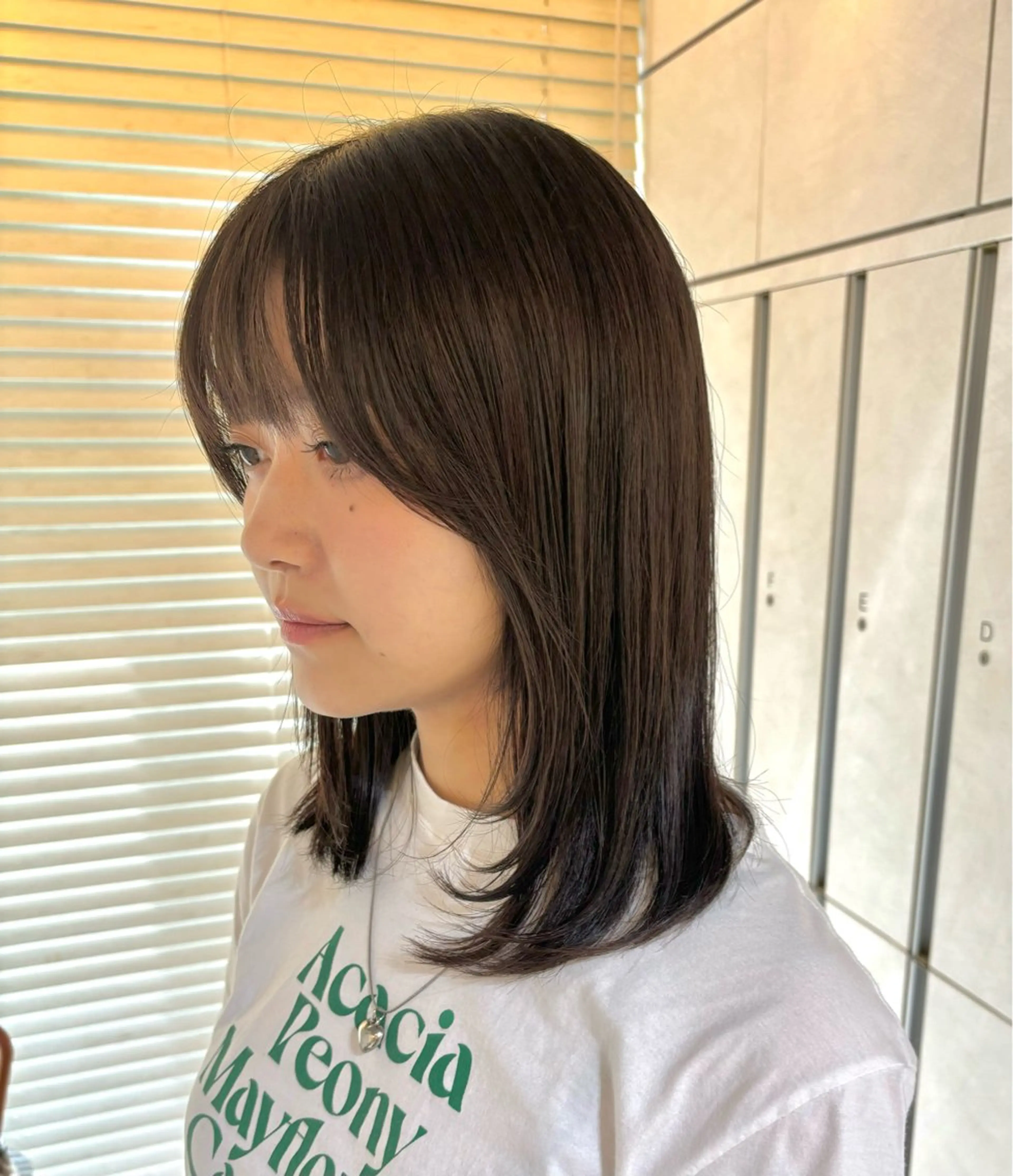 ミディアム ミディアムレイヤー レイヤーカット Iris by artina 武蔵小杉店【イリス バイ アルティナ】所属・🎼レイヤー/顔周り カット/nene♬のヘアスタイル