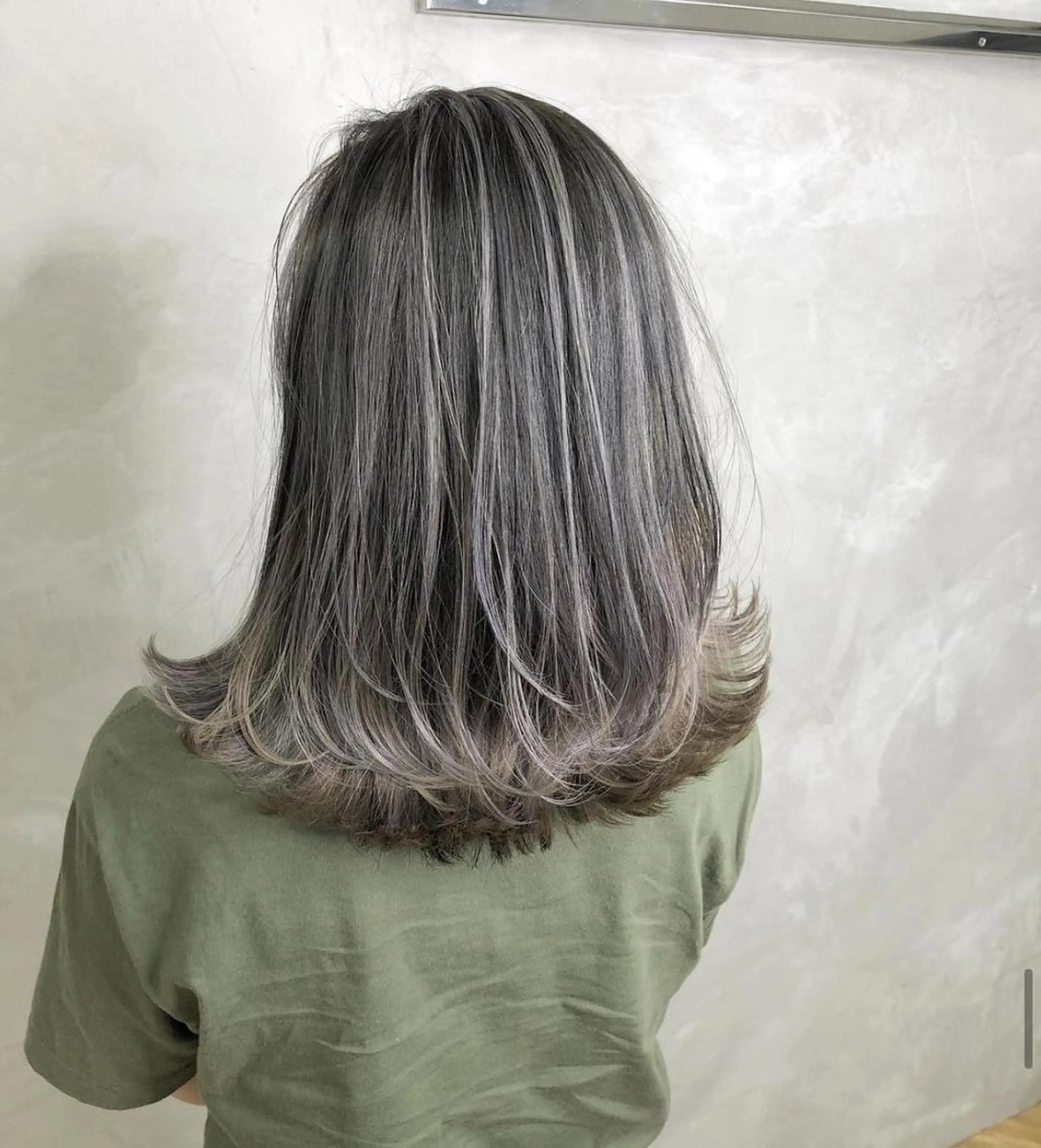 ミディアム カラー オーガニックカラー トリートメント ANGELICA 難波店のヘアスタイル