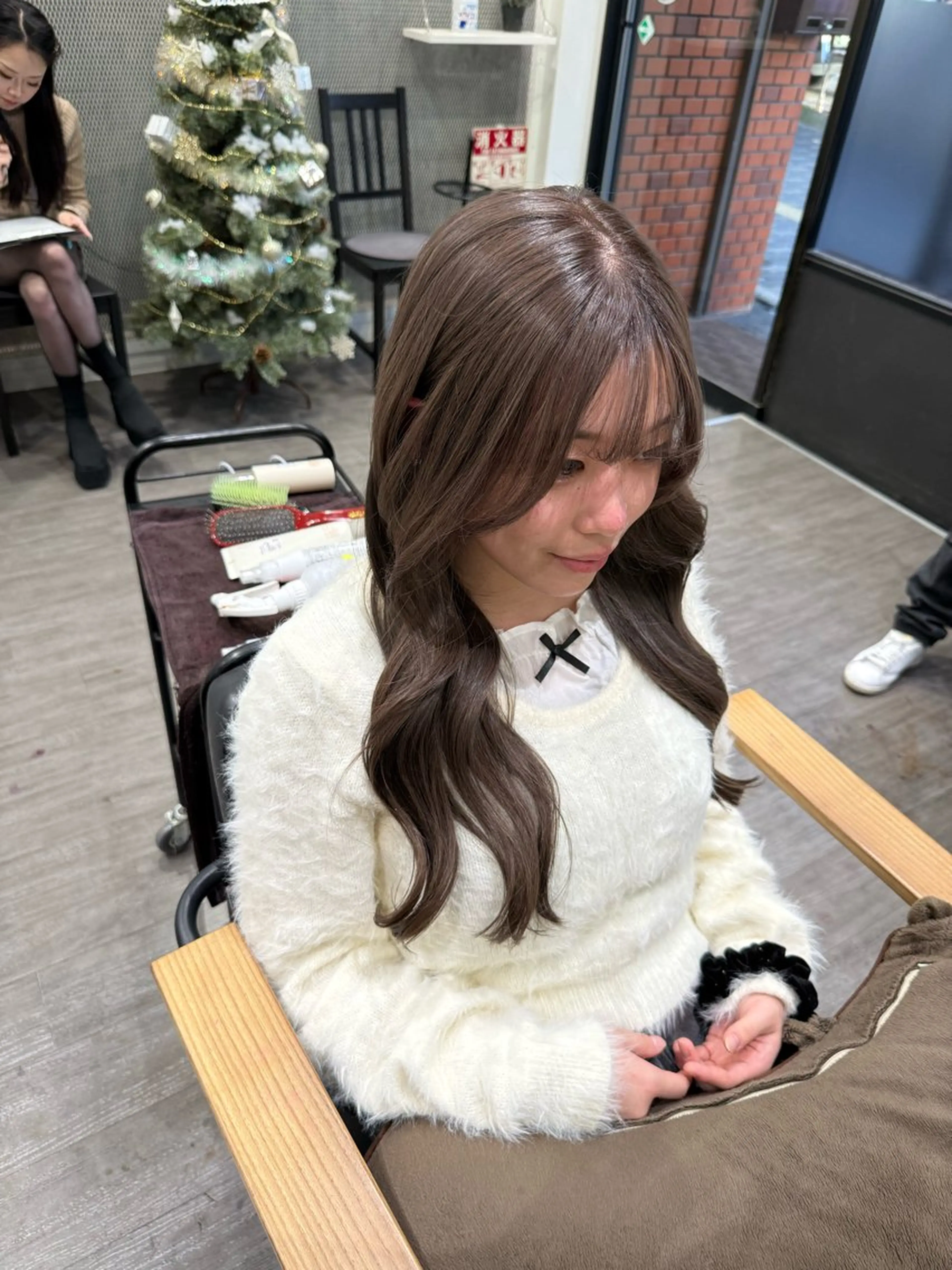 セミロング カラー グレージュ ミルクティーグレージュ カット ヘアカラー トリートメント 艶髪レイヤー上田 紗也🇰🇷💗のヘアスタイル