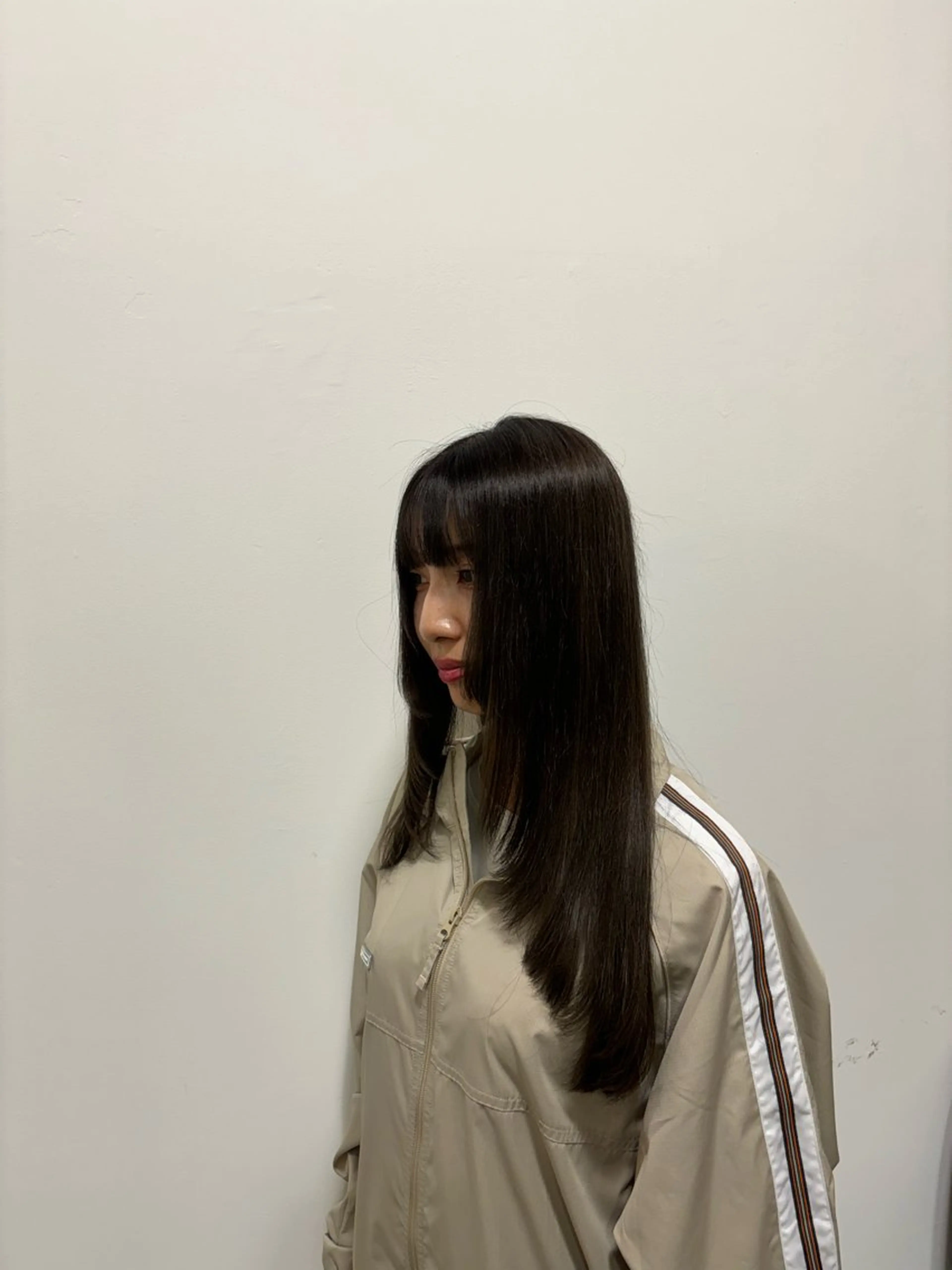 ロング レイヤーカット ロング カット 小嶋 咲輝のヘアスタイル