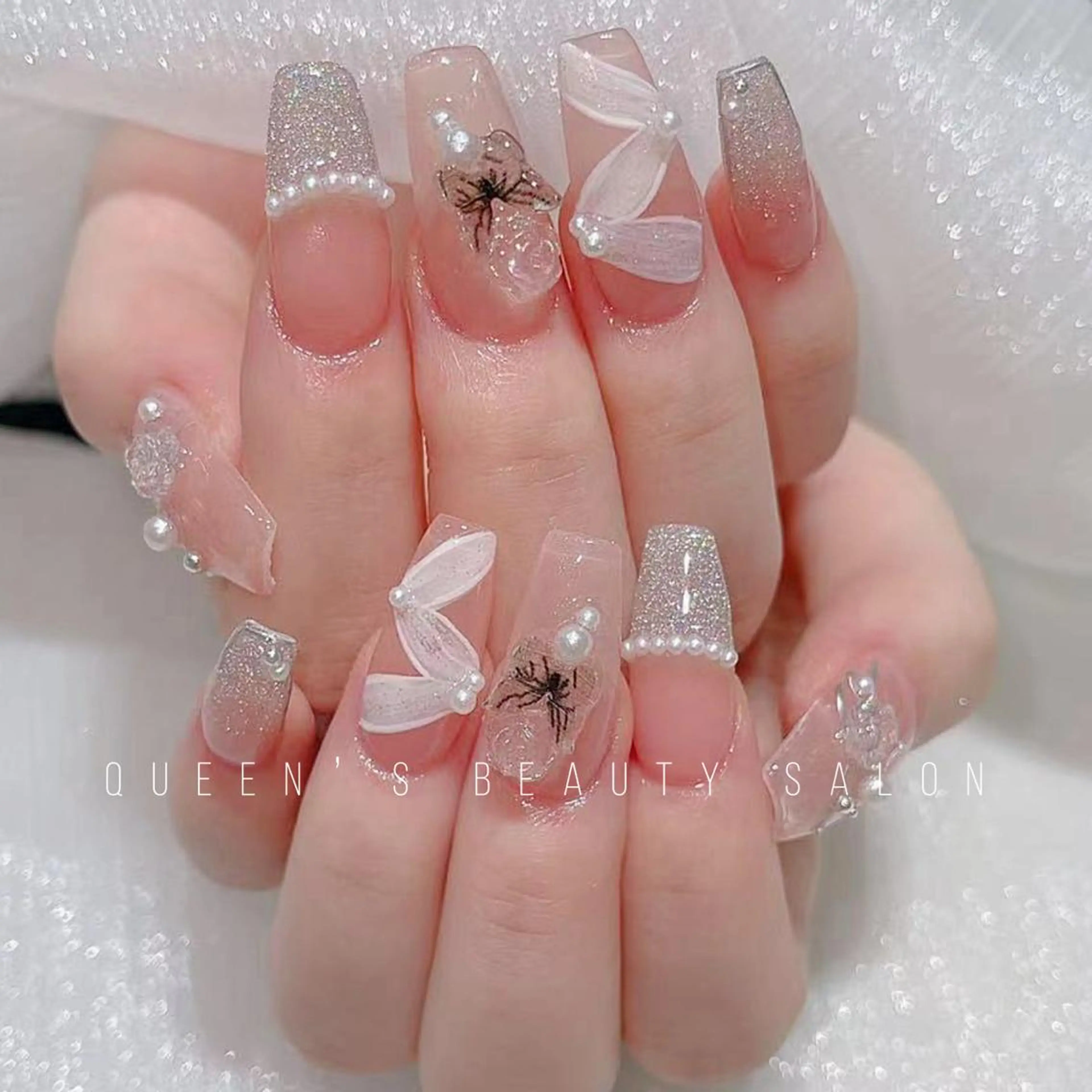 ネイル ハンドネイル Queen’s 歌舞伎町店のネイルデザイン