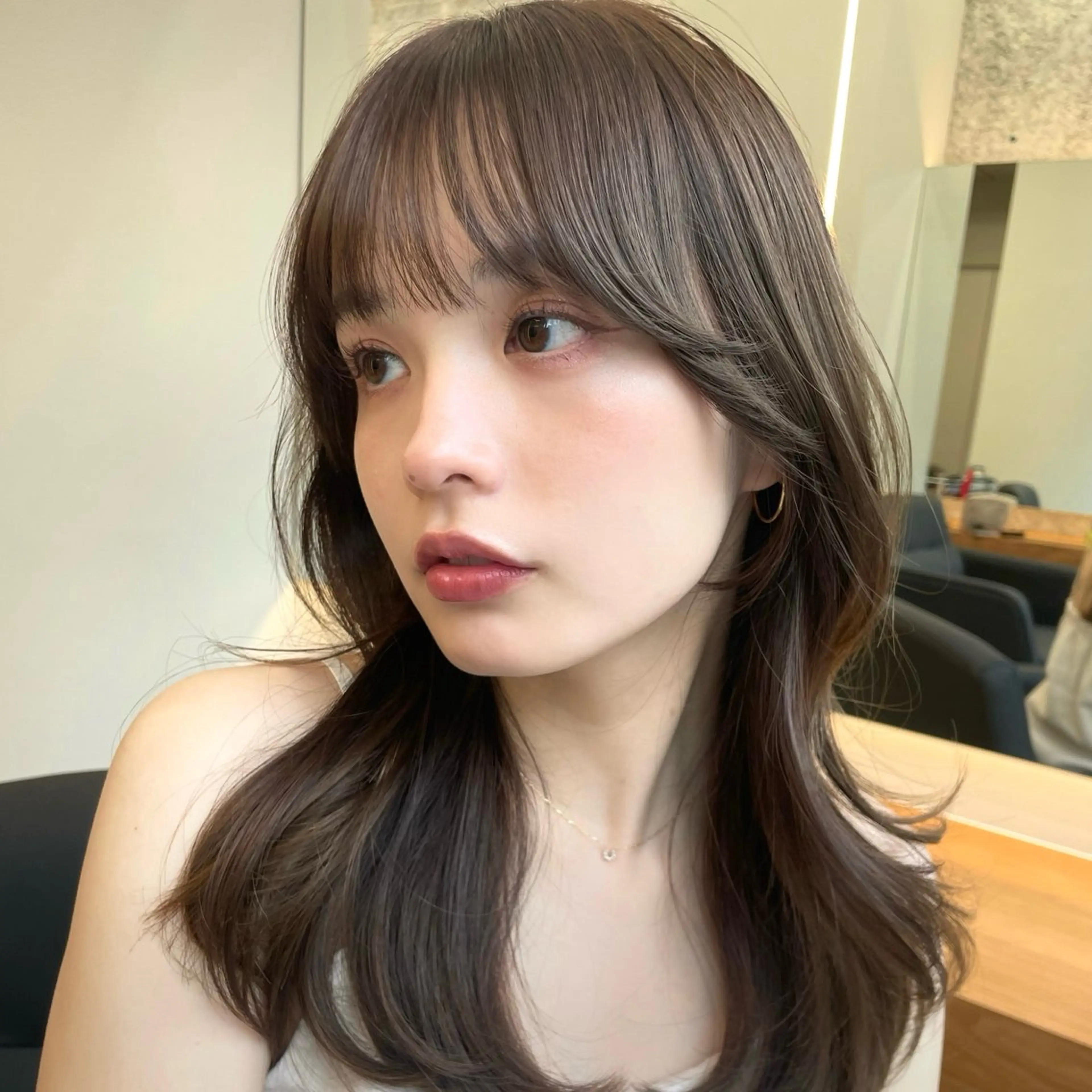 セミロング くびれヘア レイヤーカット POCKET渋谷所属・minami🤎 レイヤーカットのヘアスタイル