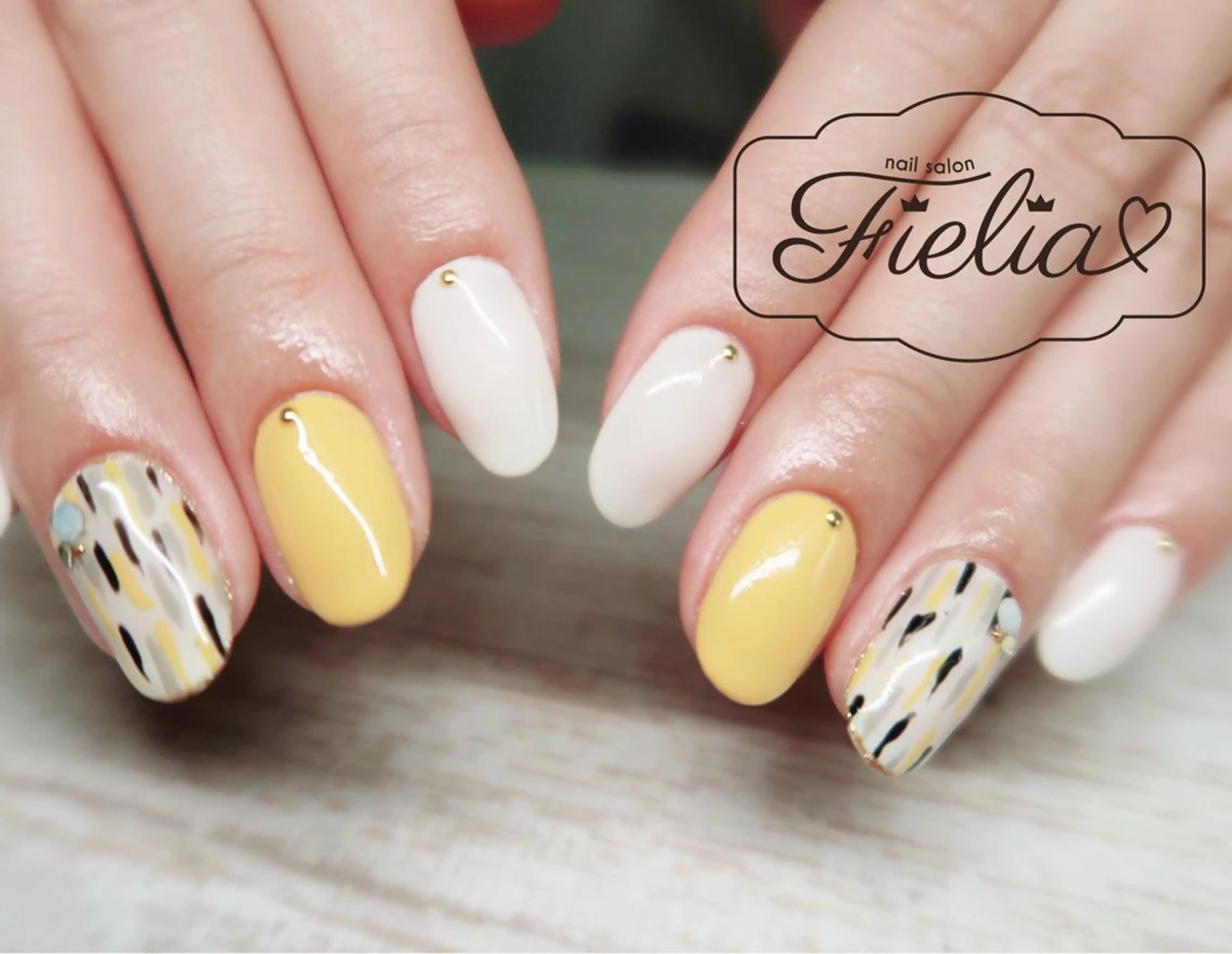 ネイル ハンドネイル Fielia momoのネイルデザイン