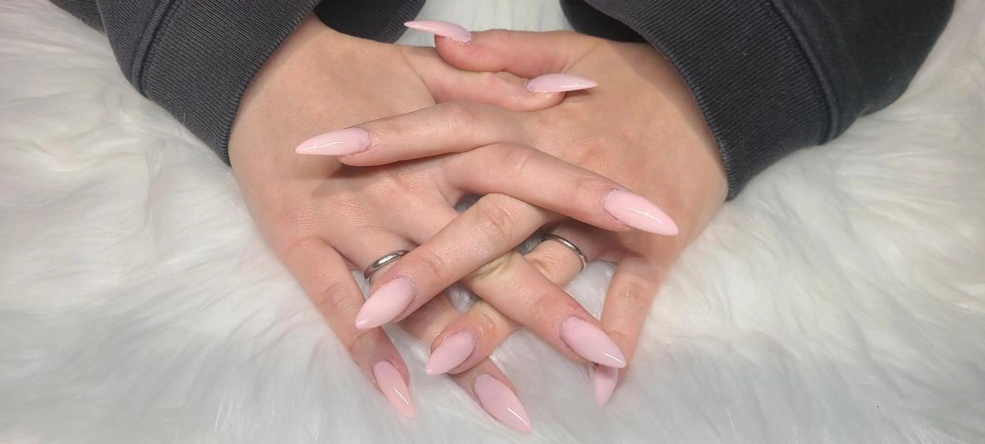 ネイル ワンカラーネイル ピンク ハンドネイル Ravissy nail.のネイルデザイン