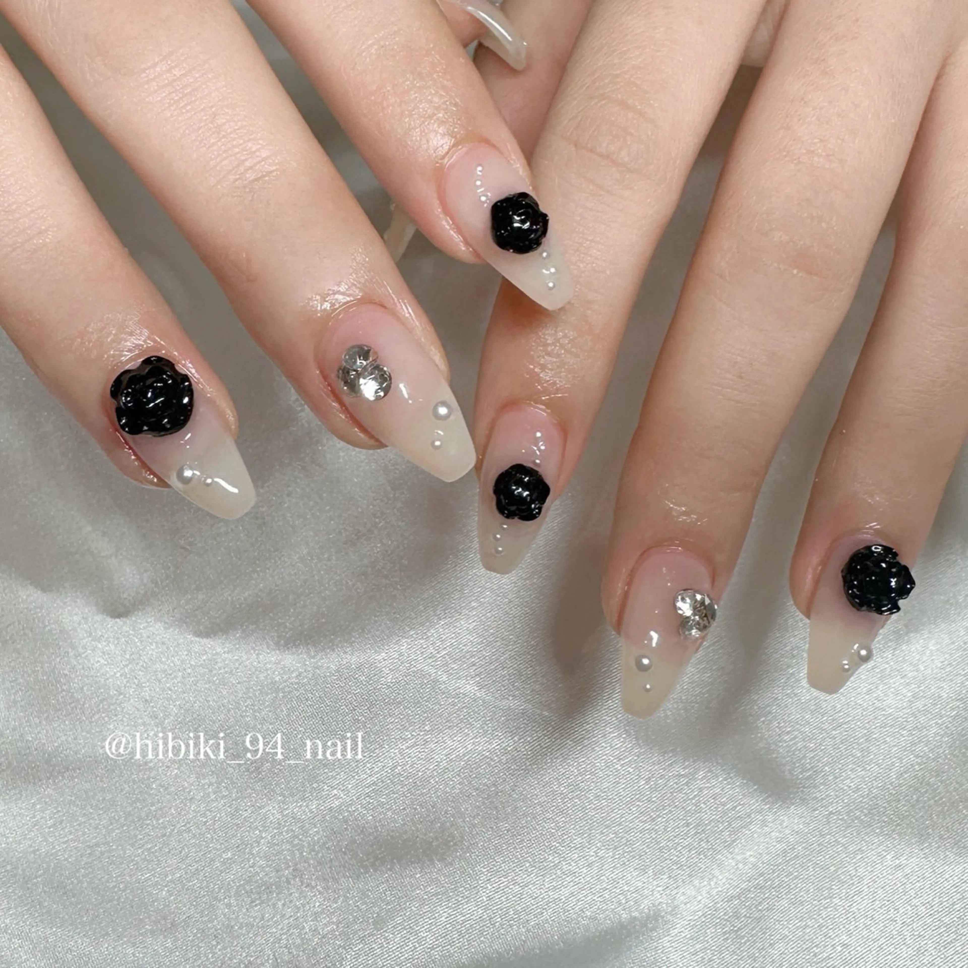 ネイル 長さ出し ガーリー 韓国ネイル スカルプネイル ワンホンネイル ハンドネイル L'oeillet所属・L'oeillet HIBIKIのネイルデザイン