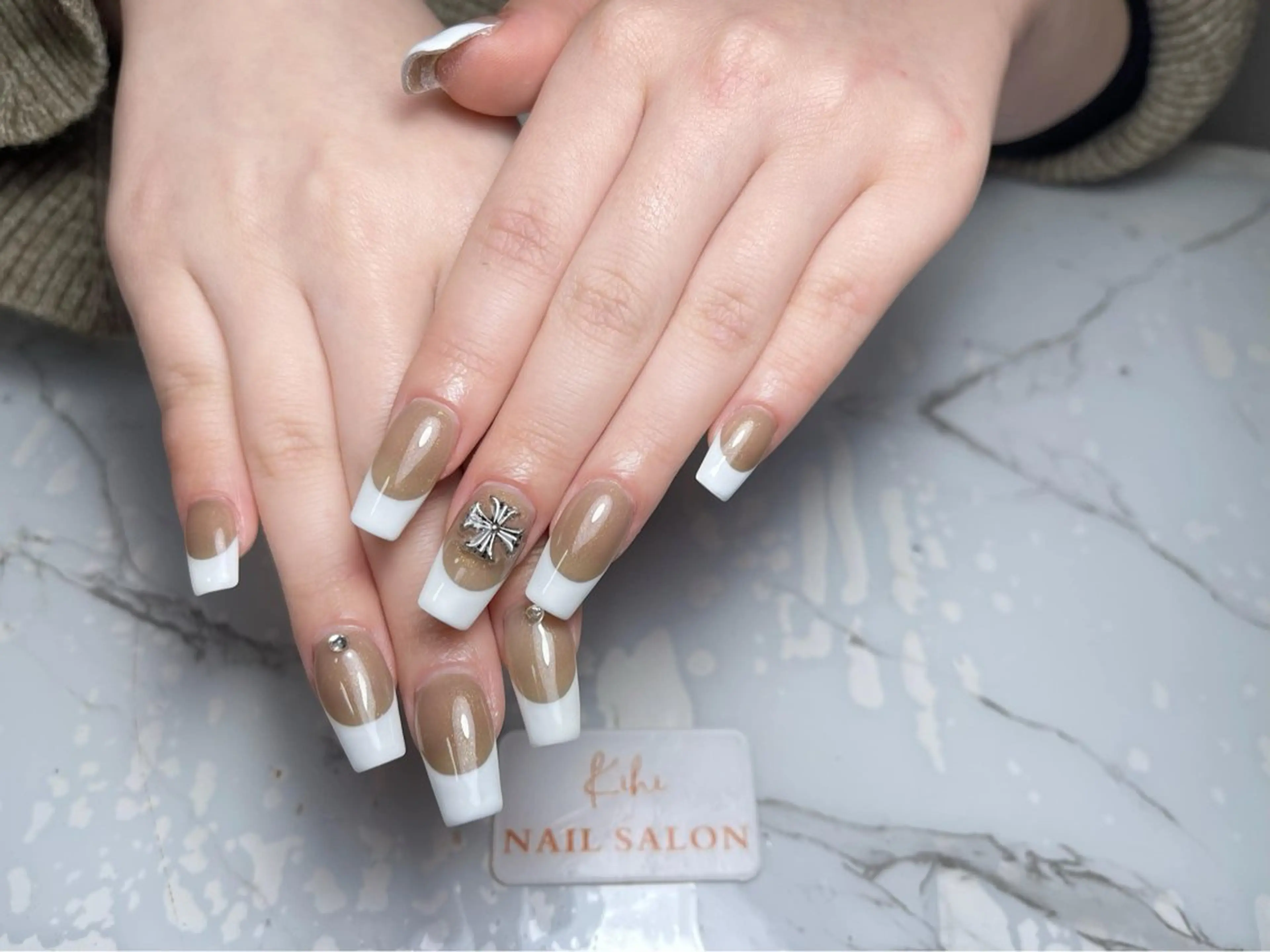 ネイル アートネイル フレンチネイル ジェルネイル グラデーション 韓国ネイル さくら💮💮 【オフ無料】のネイルデザイン