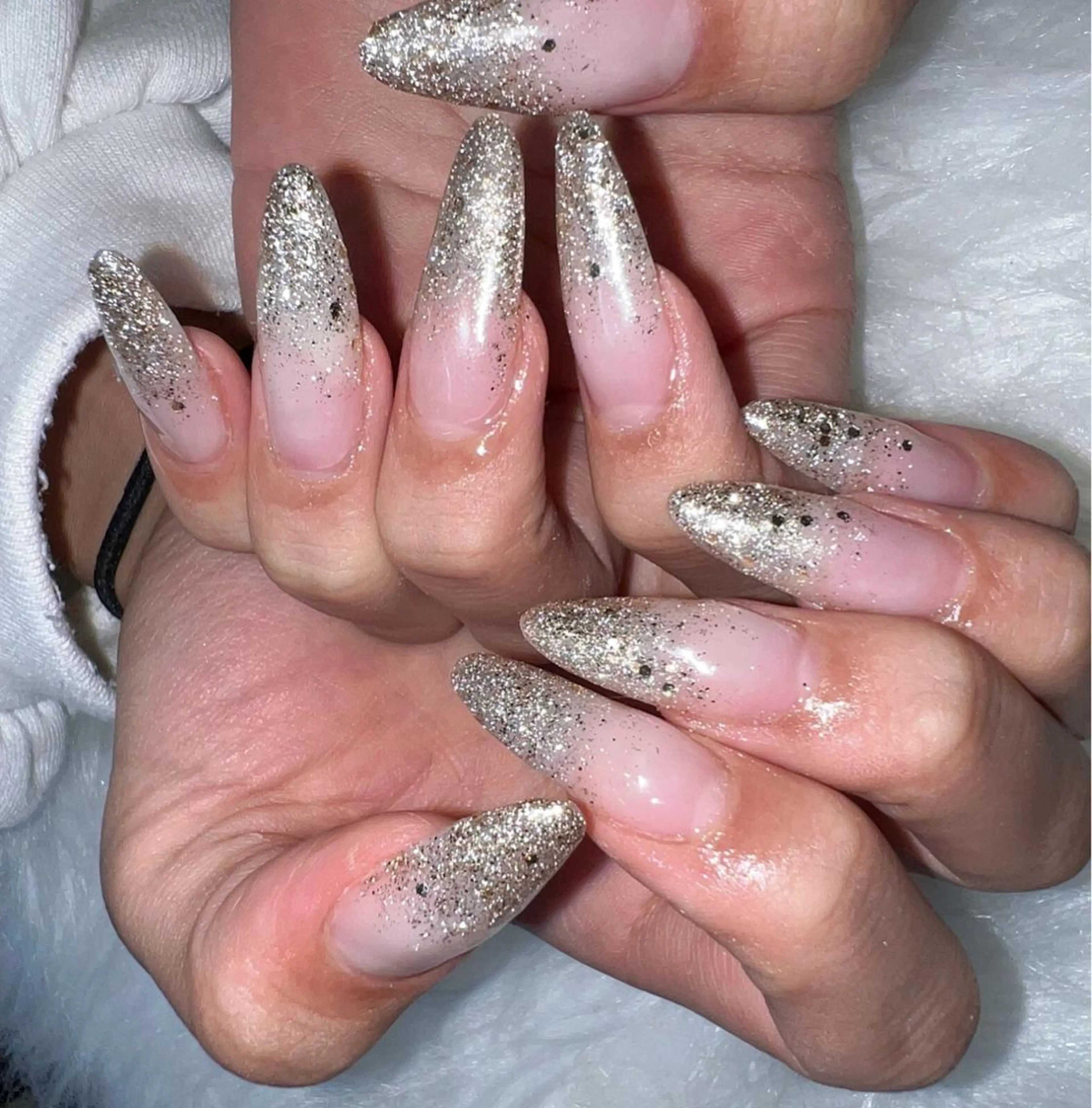 ロング ハンドネイル mao .のネイルデザイン