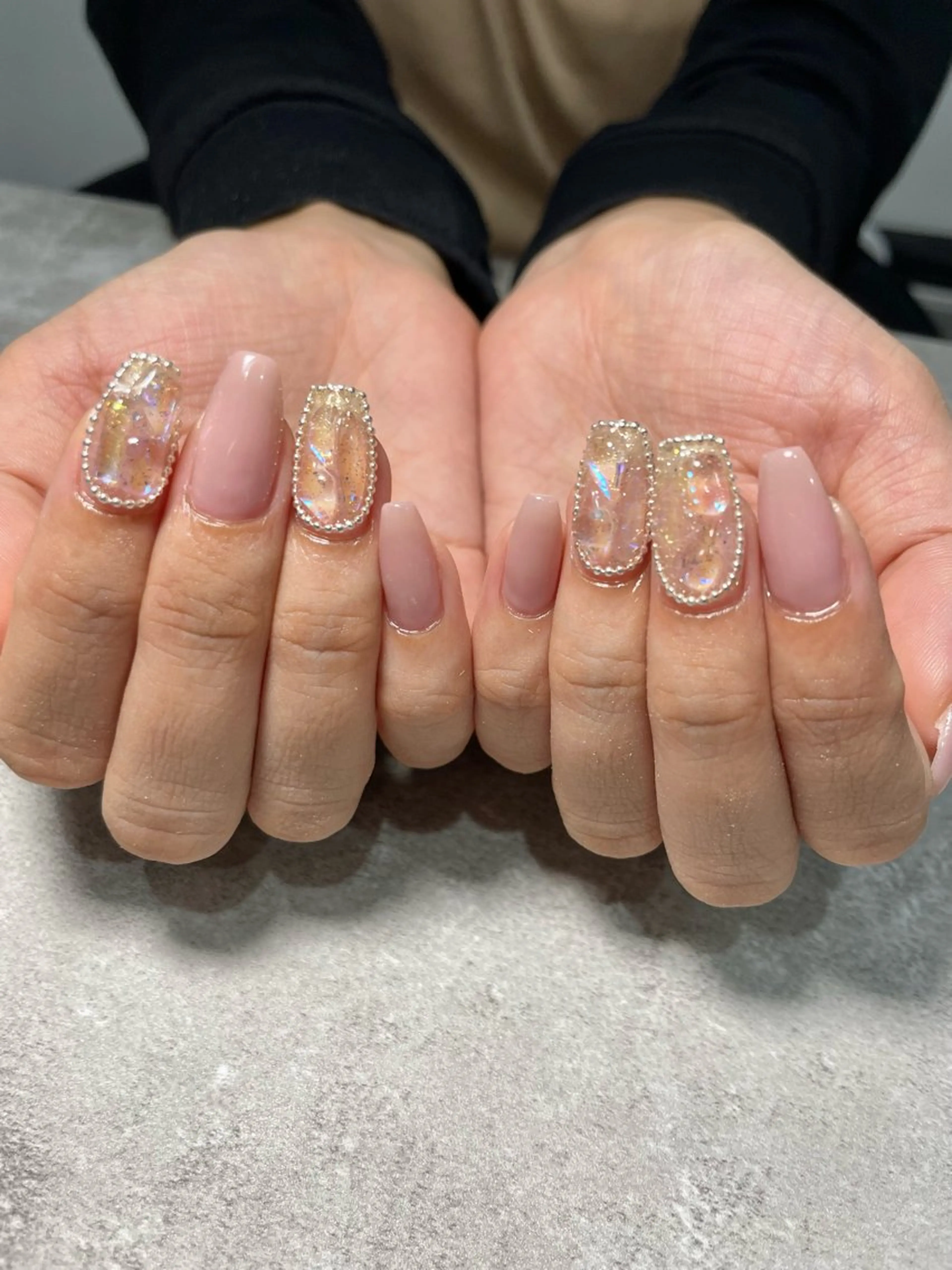 ネイル 持ち込み ハンドネイル Raviliss ♡のネイルデザイン