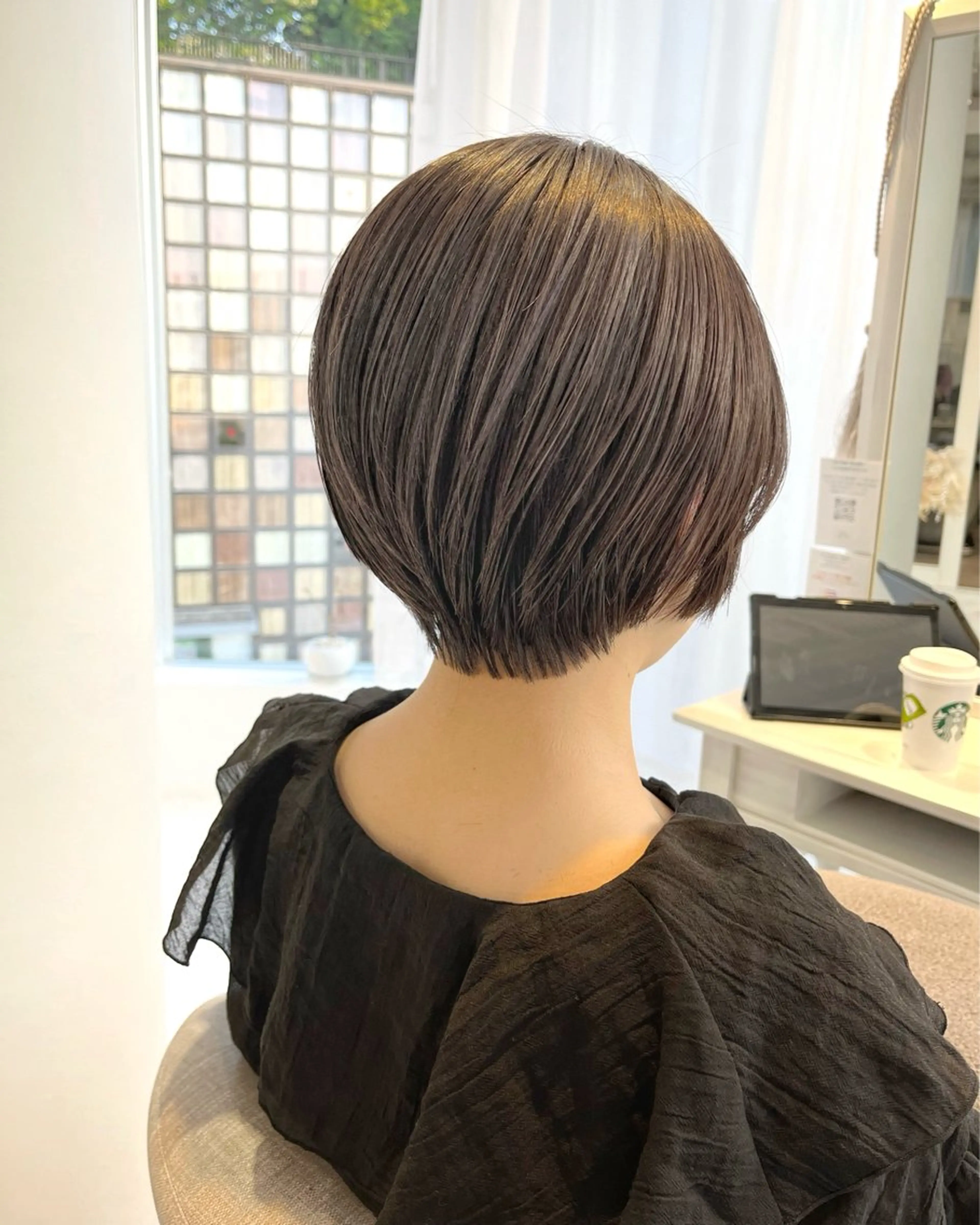 ショート ショートヘア カット ヘアカラー ボブ/レイヤー/ 茉莉花のヘアスタイル