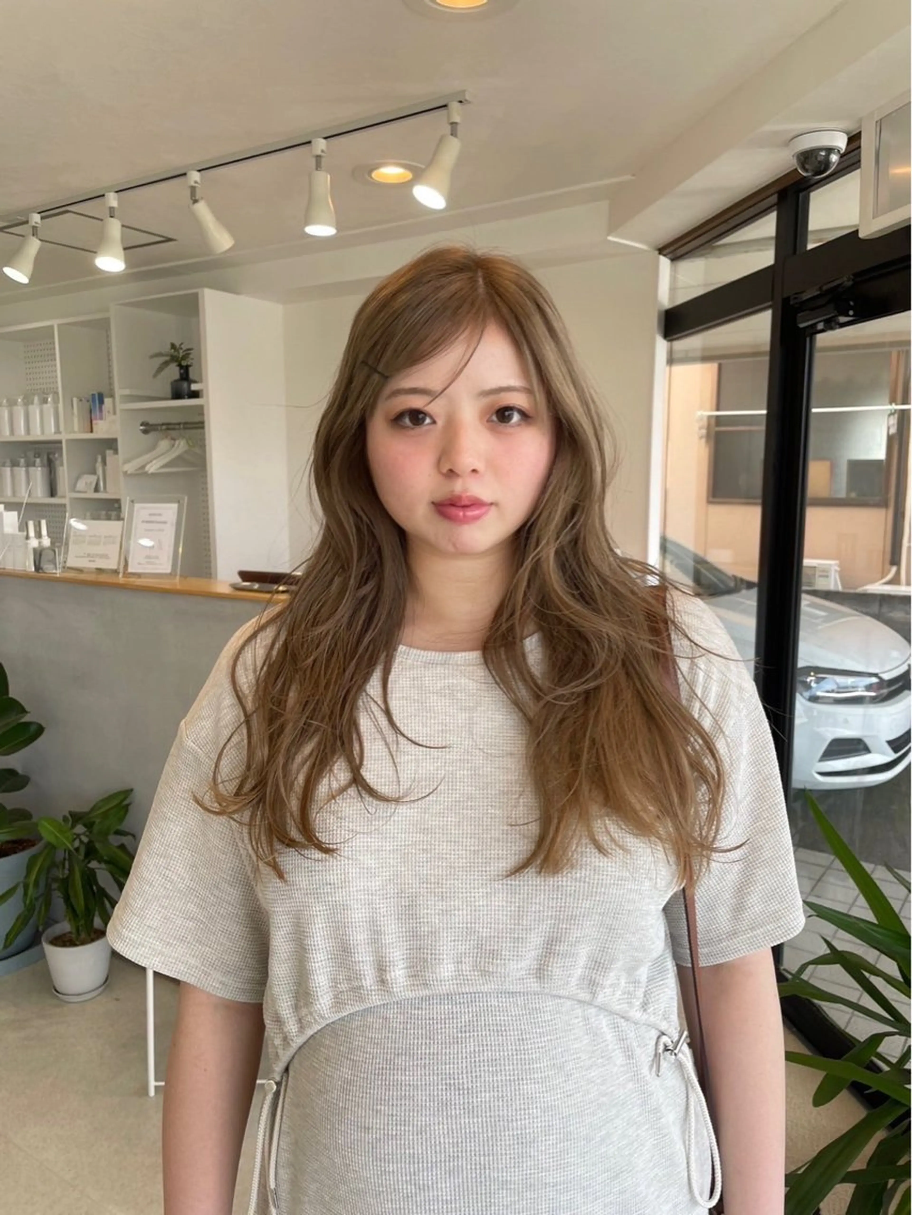 ロング ヘアカラー 前川 瑞希のヘアスタイル