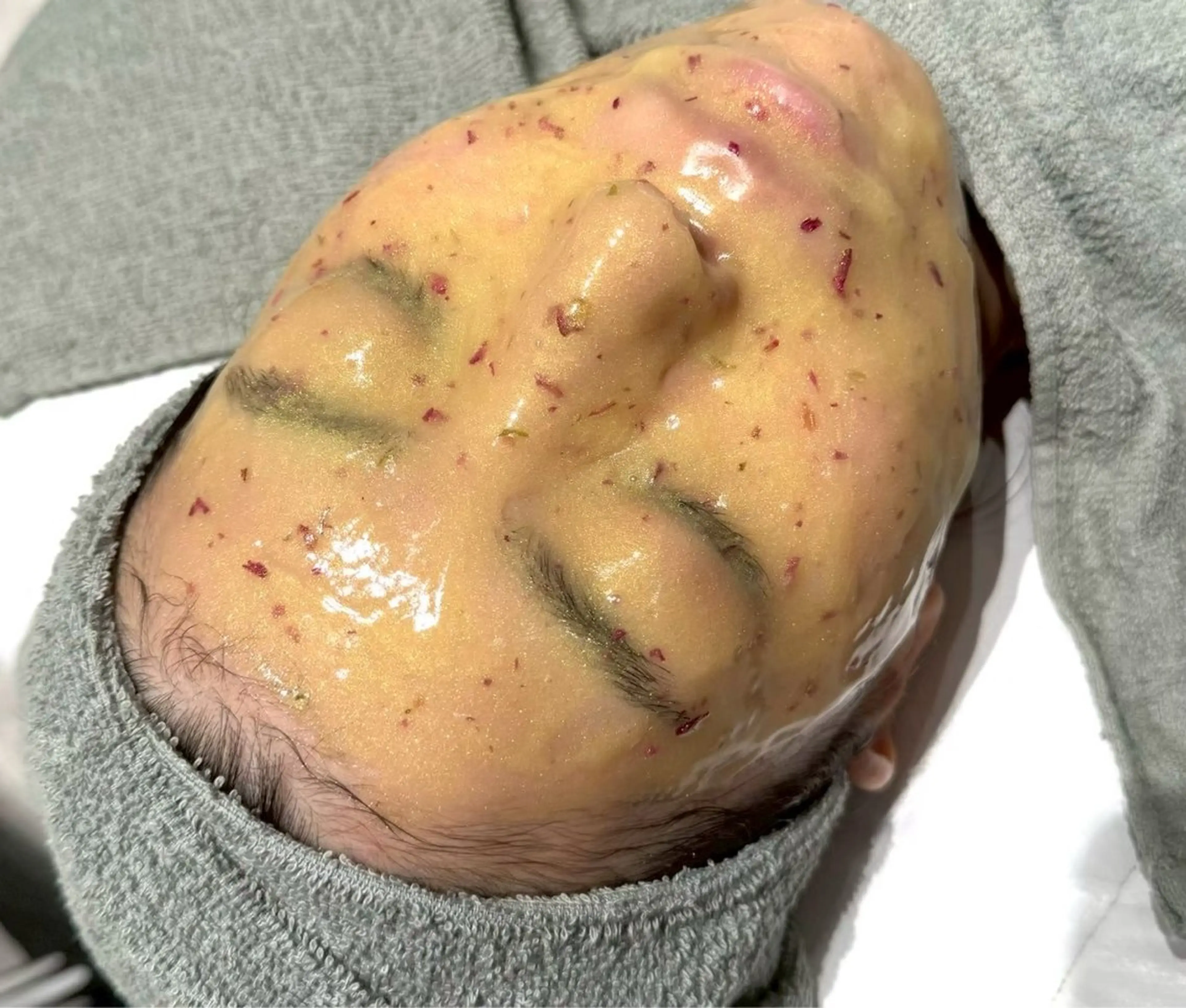 毛穴洗浄 ワックス脱毛のエステ・リラクイメージ