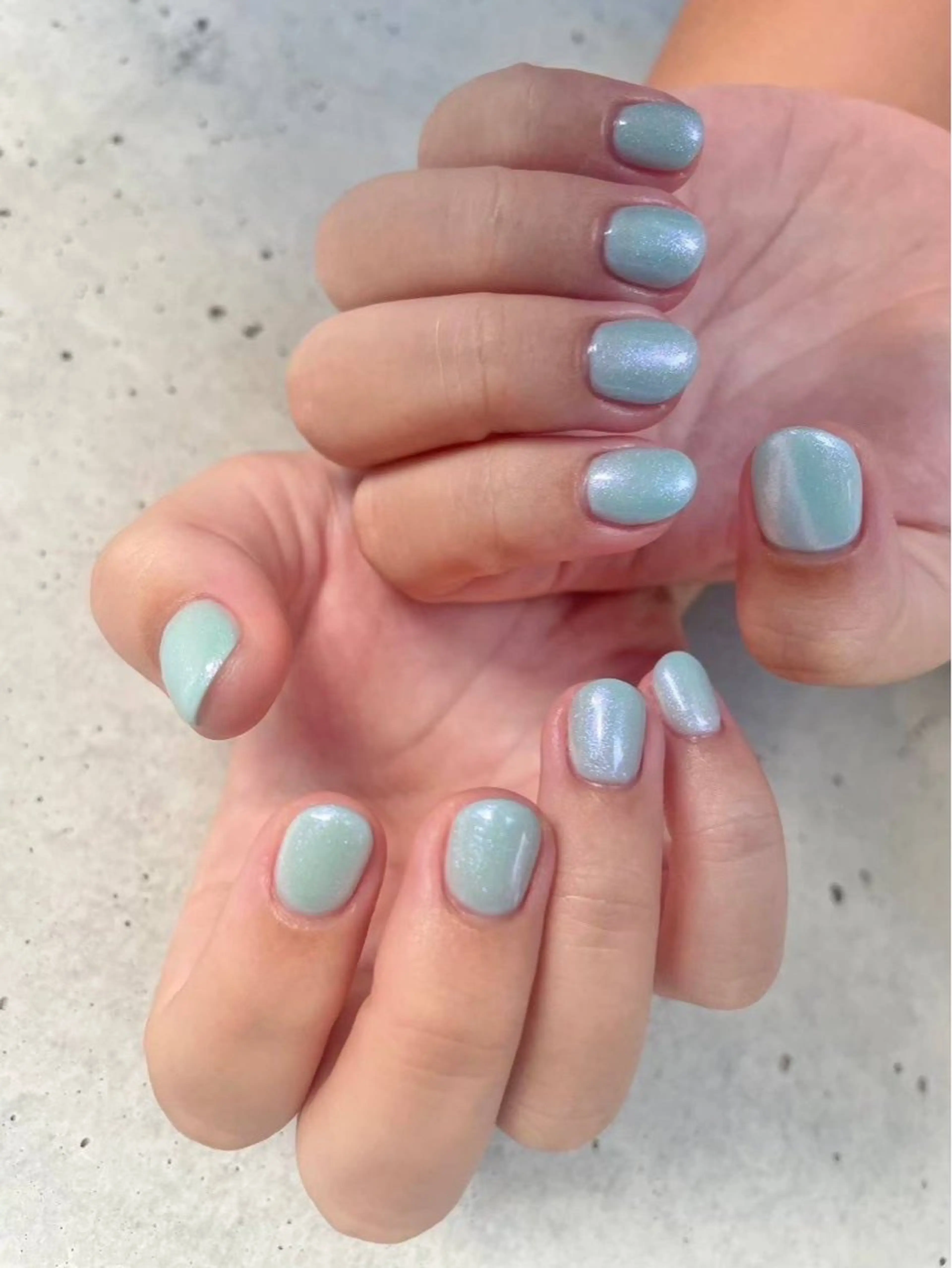 ネイル アートネイル フットネイル ジェルネイル ミディアムネイル オフィスネイル hanaCoco+plus所属・hanacoco ＋plusのマツエク・マツパデザイン