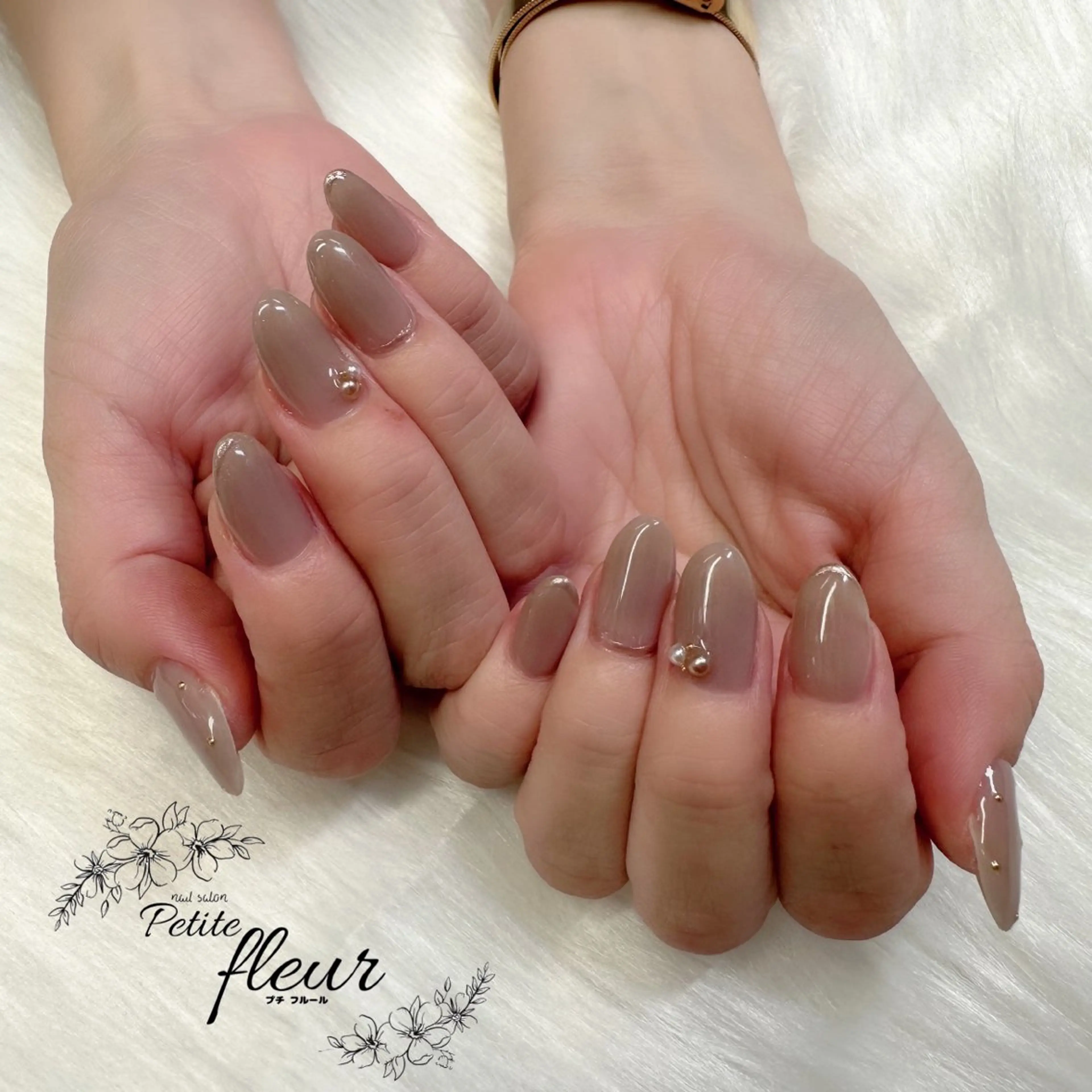 ネイル ミラーネイル ハンドネイル ❁⃘*。Petite fleur❁⃘*りさのネイルデザイン