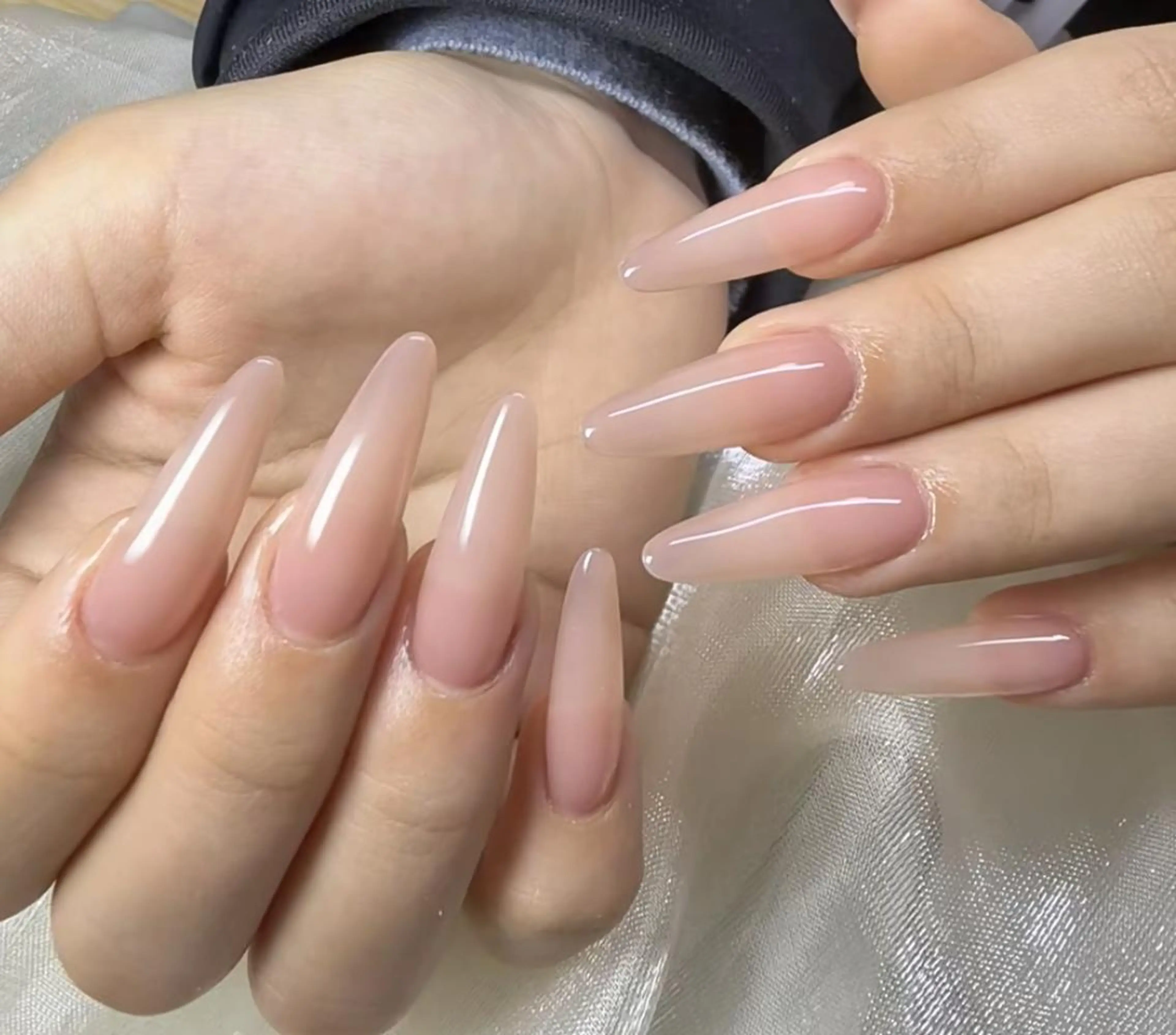 ネイル ハンドネイル 🎀 Ayaka_nailのネイルデザイン