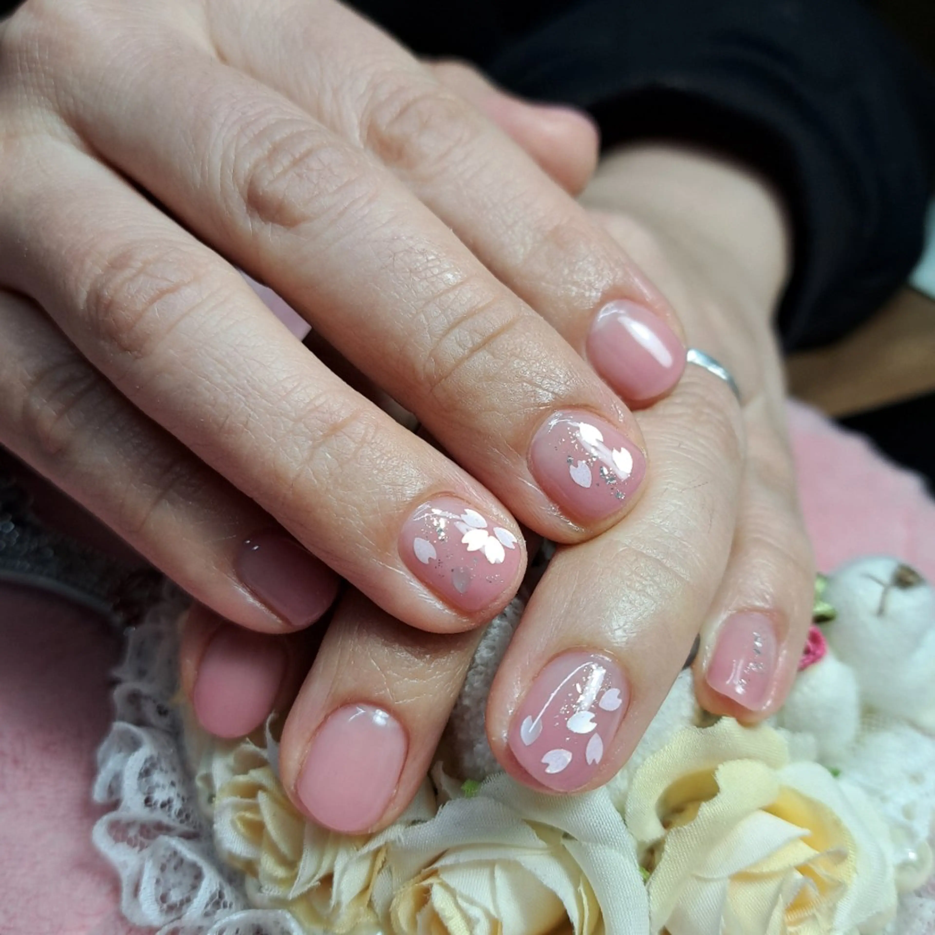 ネイル グラデーション シンプルネイル 春ネイル ハンドネイル HAYASHI  Nのネイルデザイン